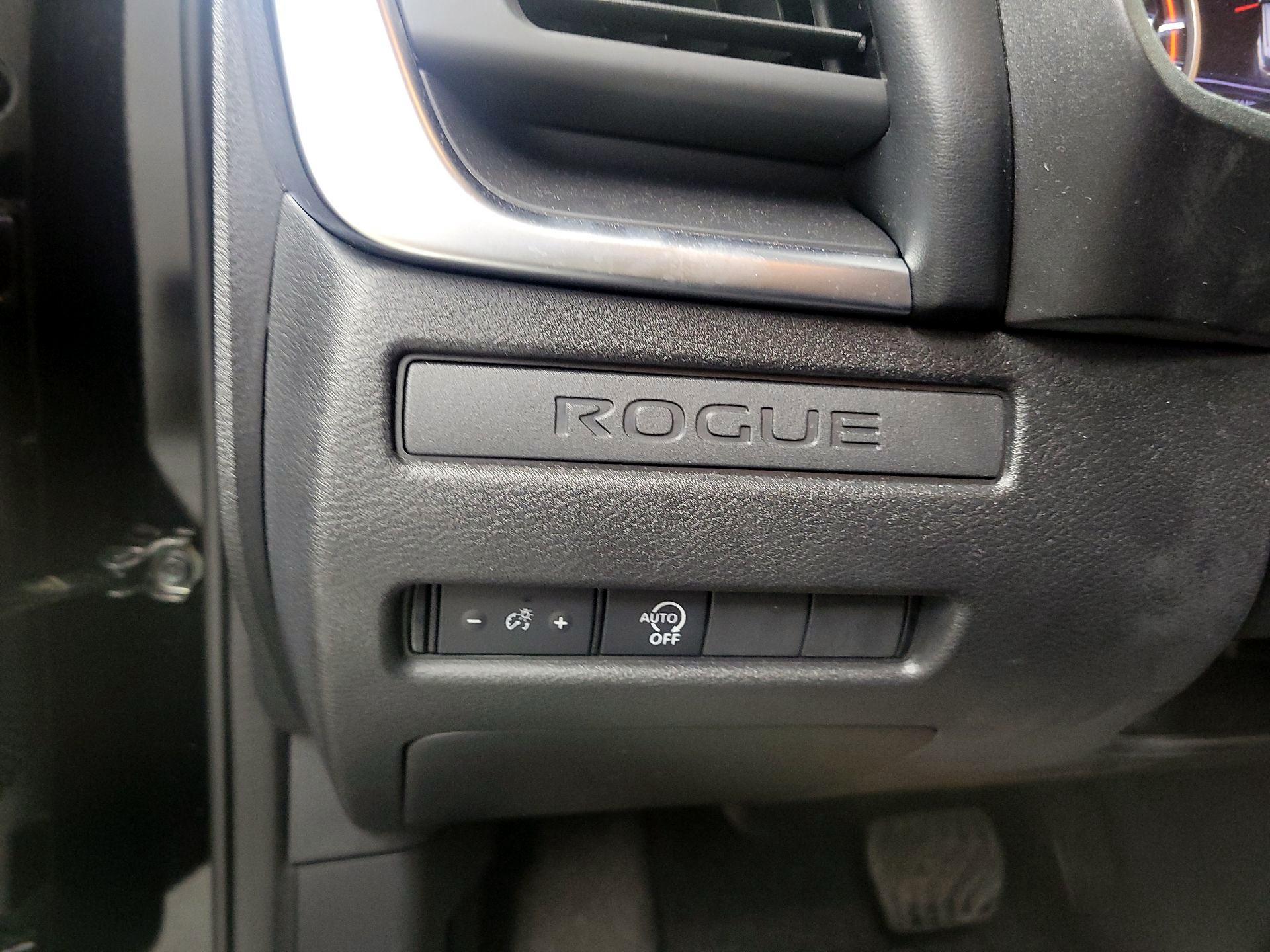 Thumbnail: 2023 Nissan Rogue - 13