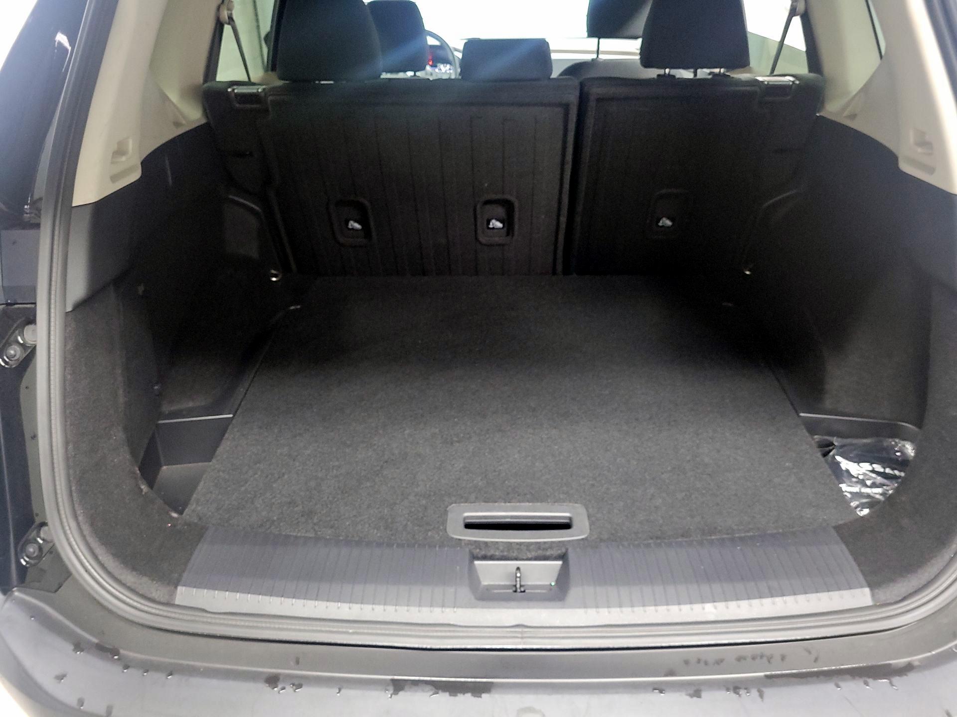 Thumbnail: 2023 Nissan Rogue - 19