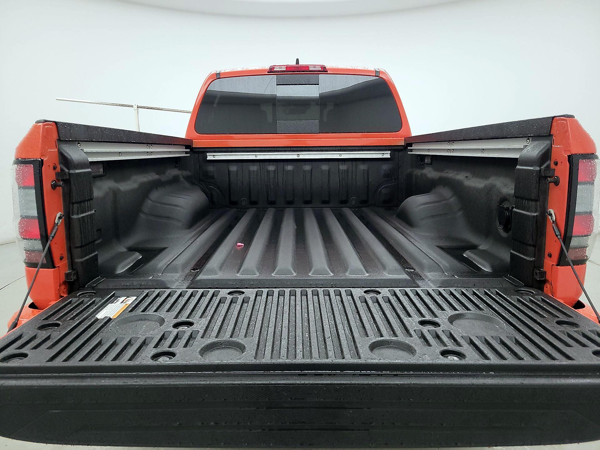 Thumbnail: 2025 Nissan Frontier - 20