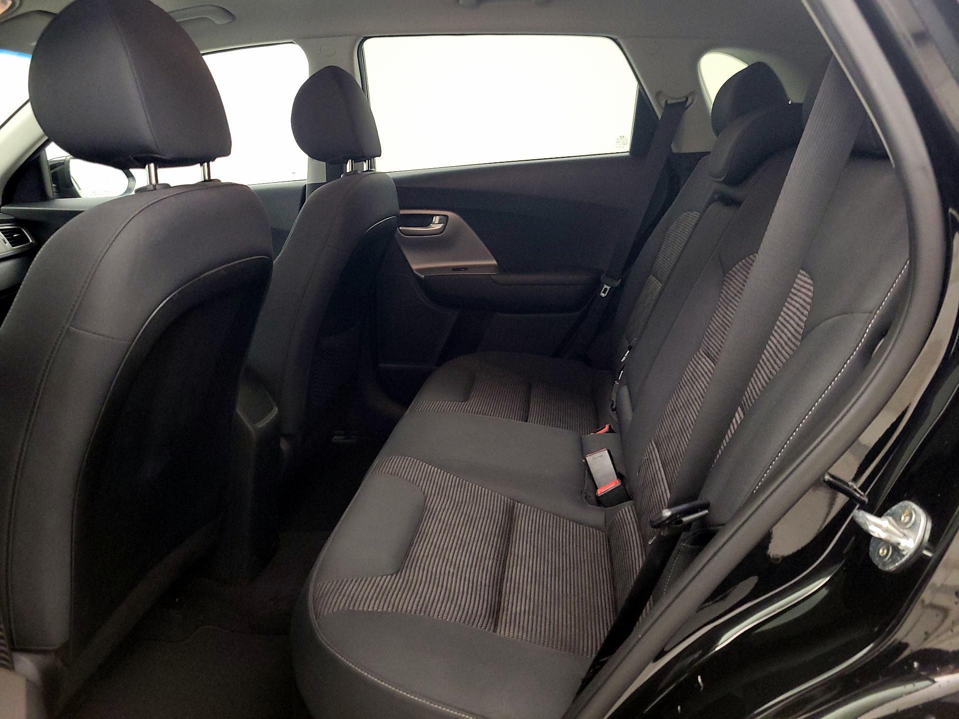 Thumbnail: 2019 Kia Niro - 19