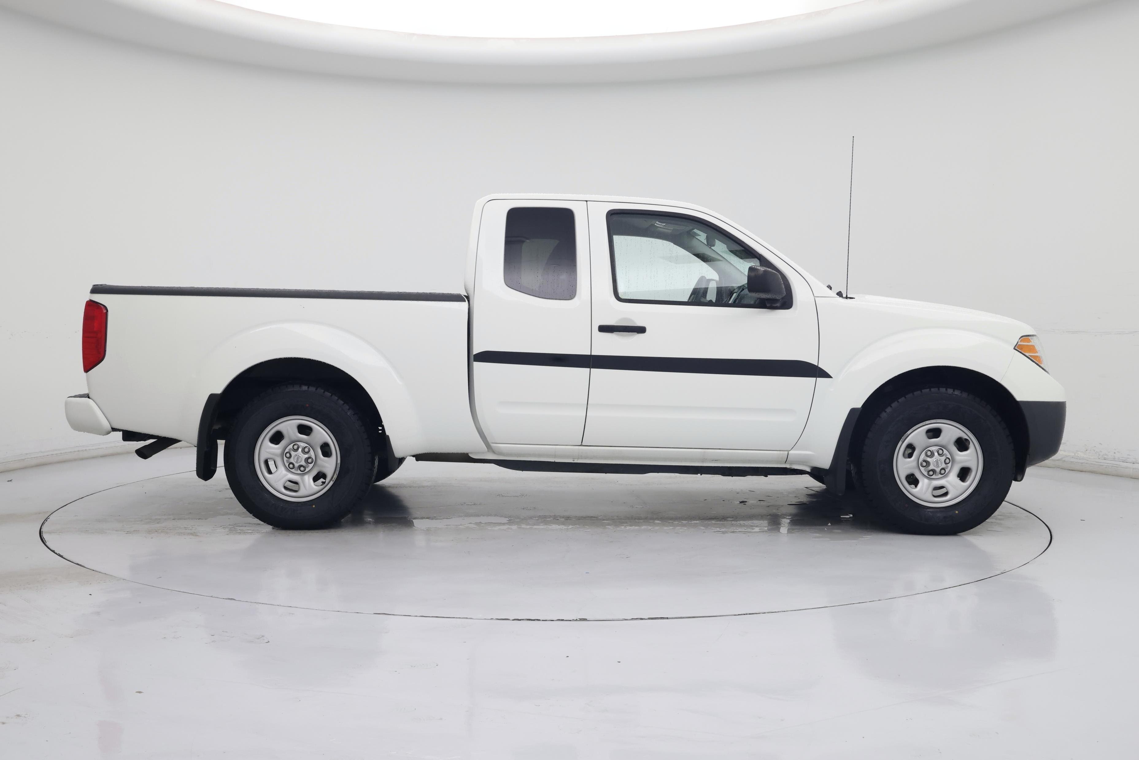 Thumbnail: 2021 Nissan Frontier - 7