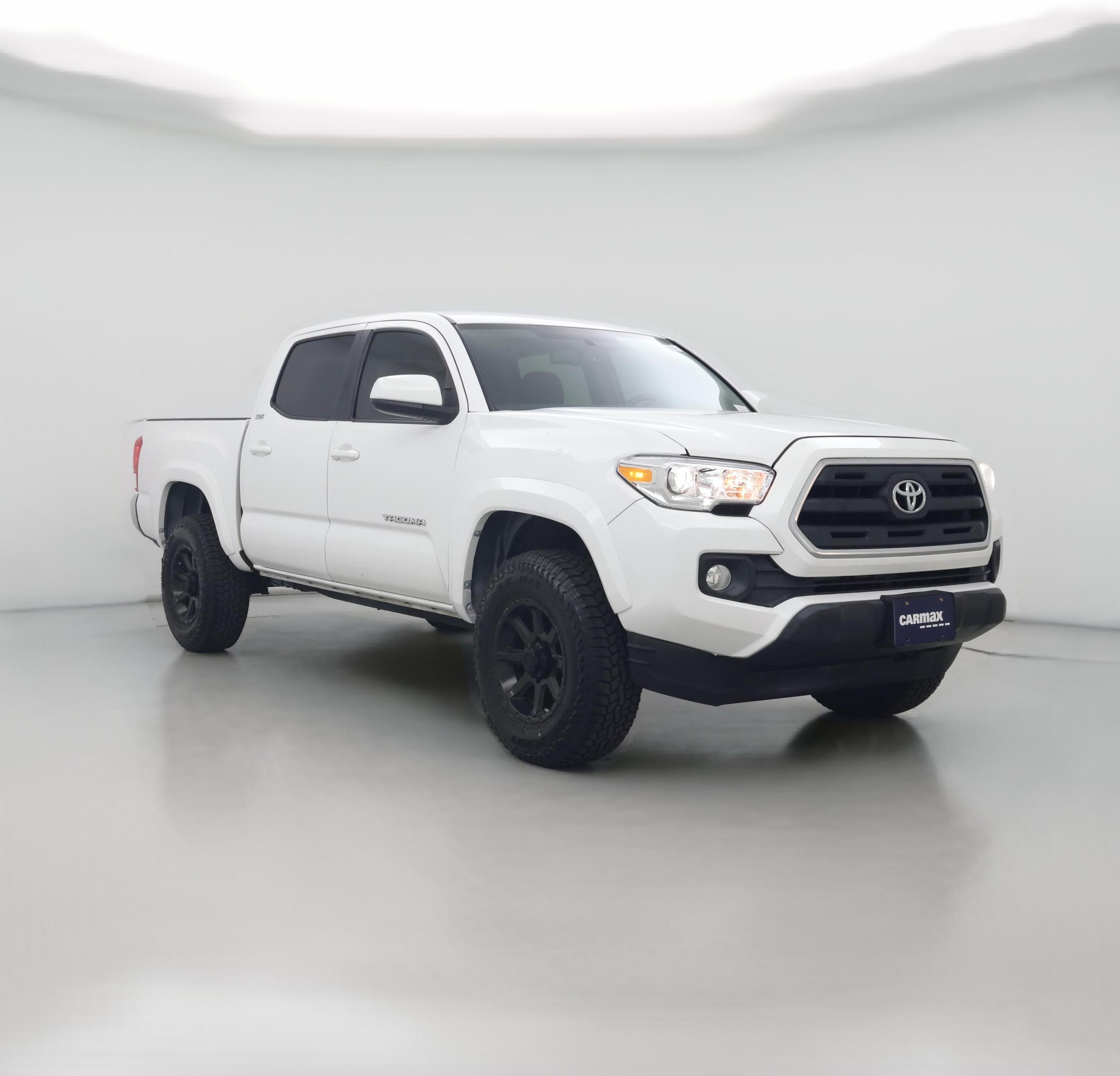 Thumbnail: 2016 Toyota Tacoma - 1
