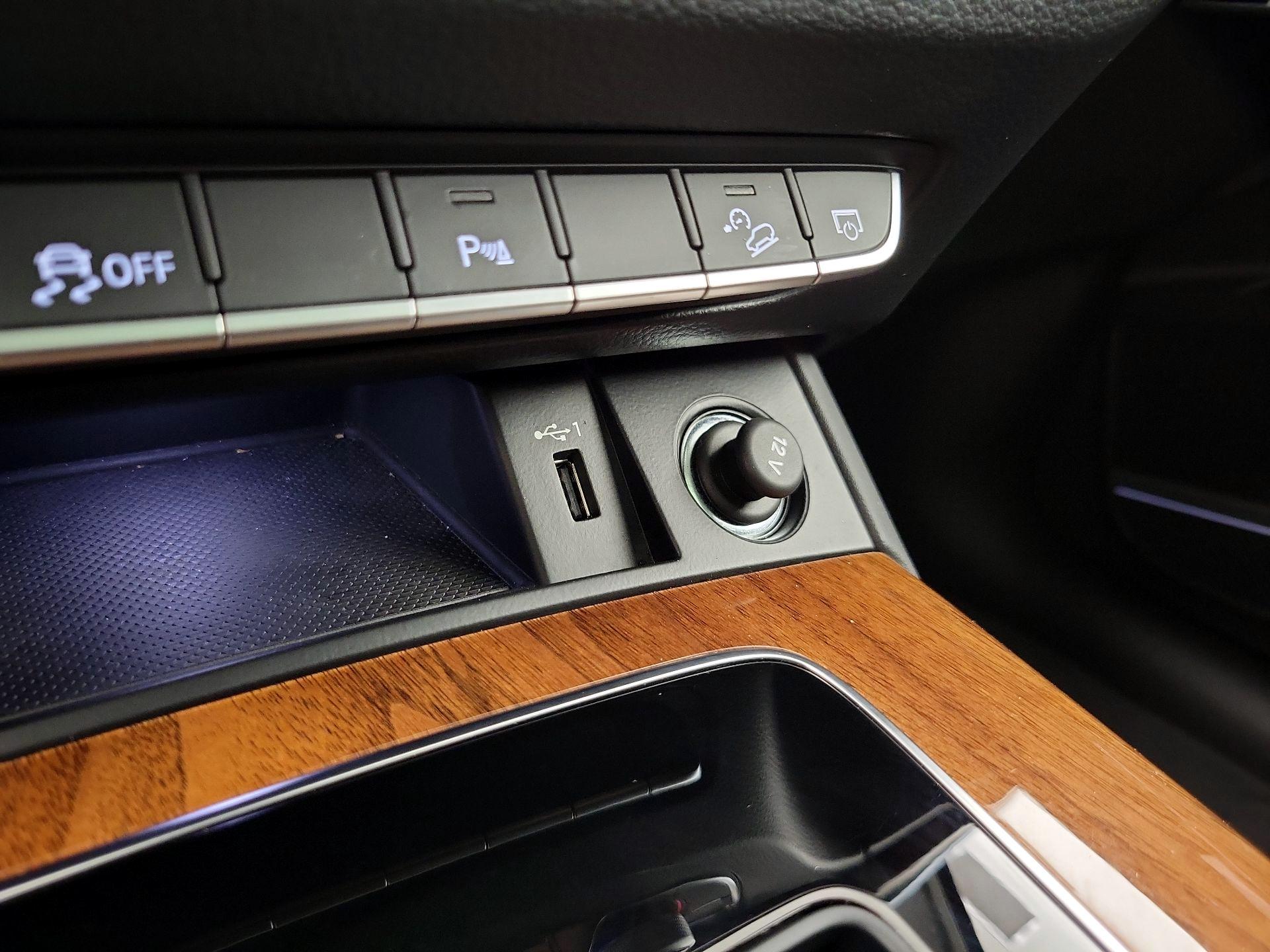 Thumbnail: 2022 Audi Q5 - 18