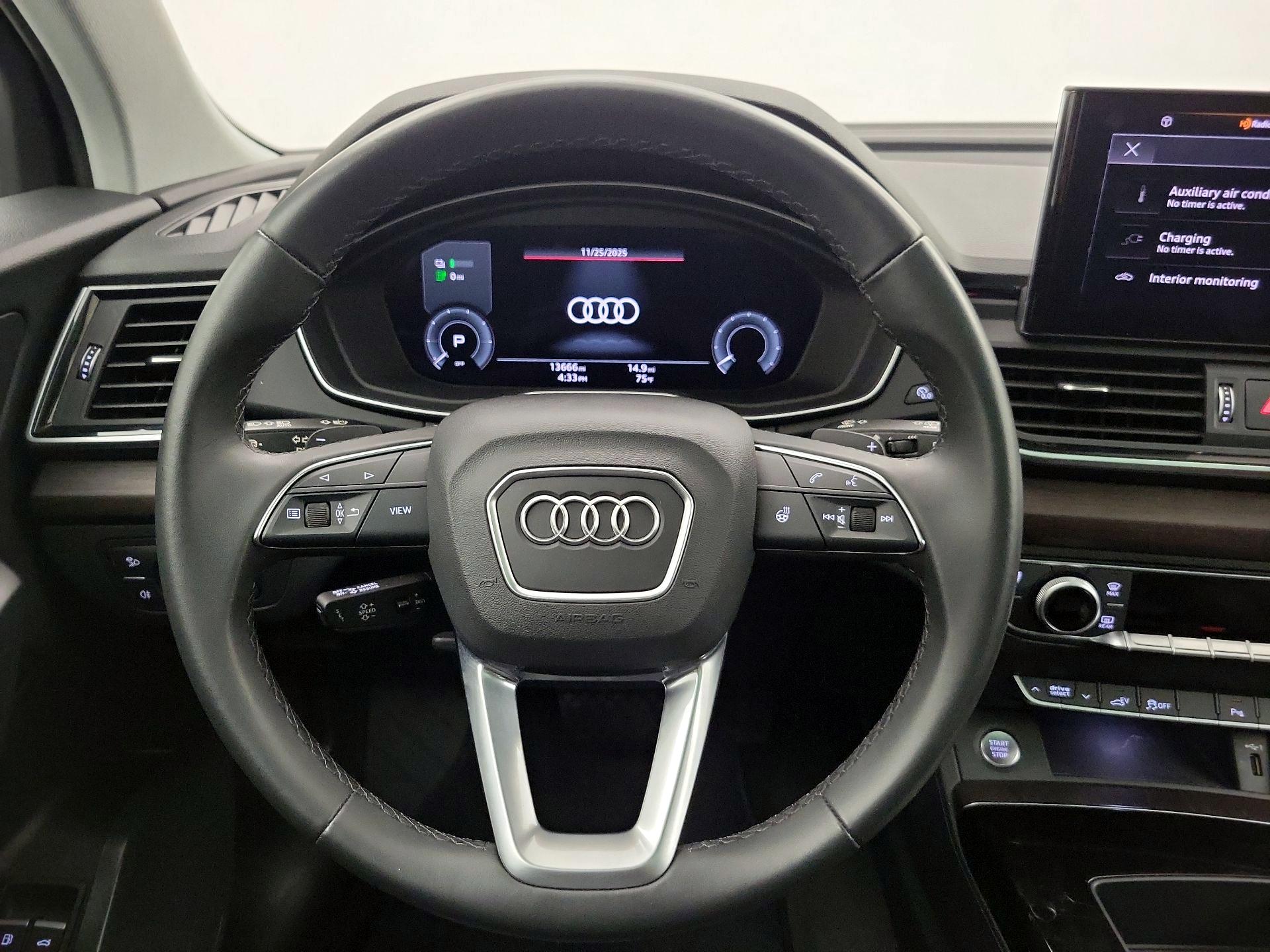 Thumbnail: 2023 Audi Q5 - 10