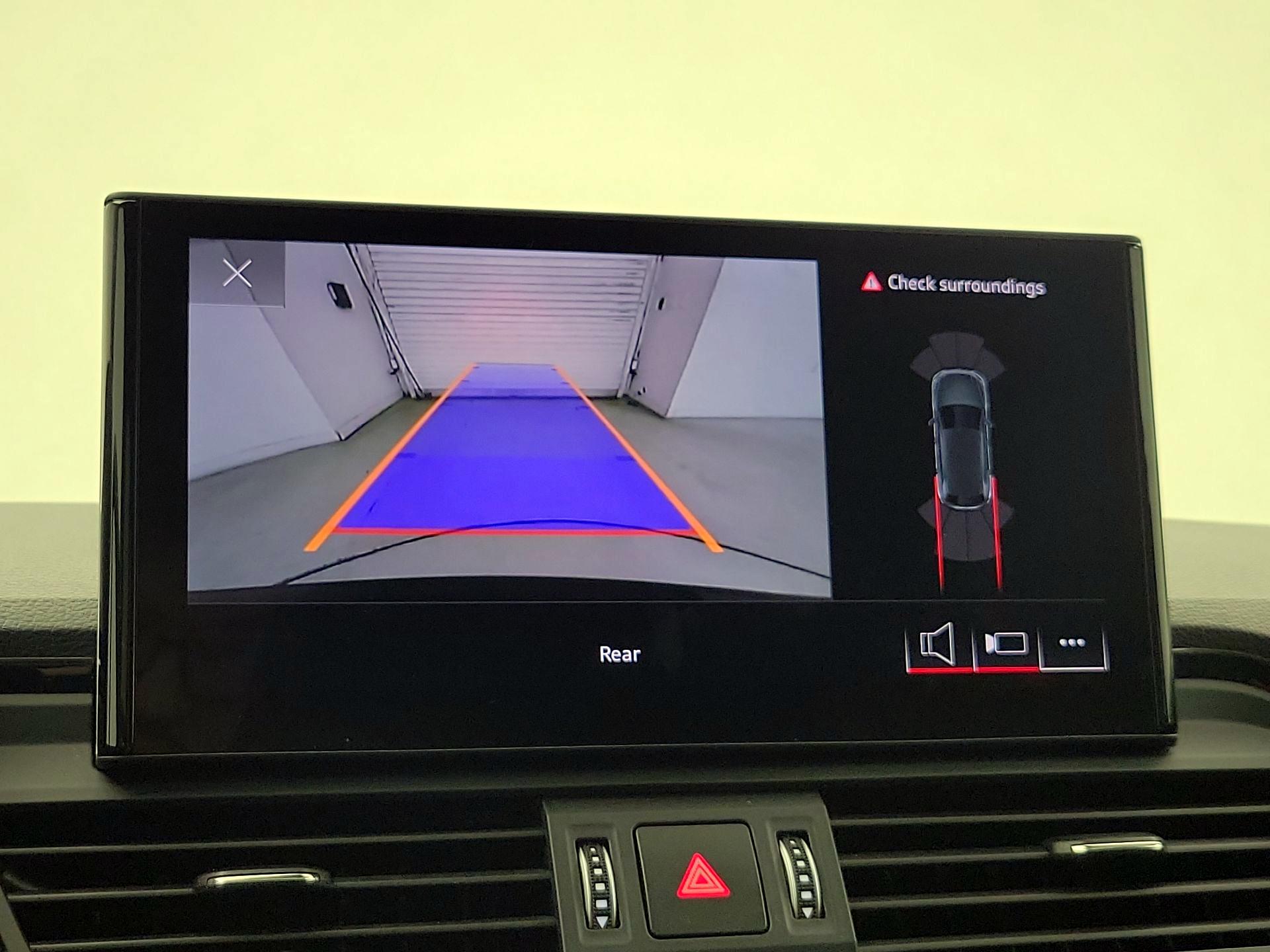 Thumbnail: 2023 Audi Q5 - 14