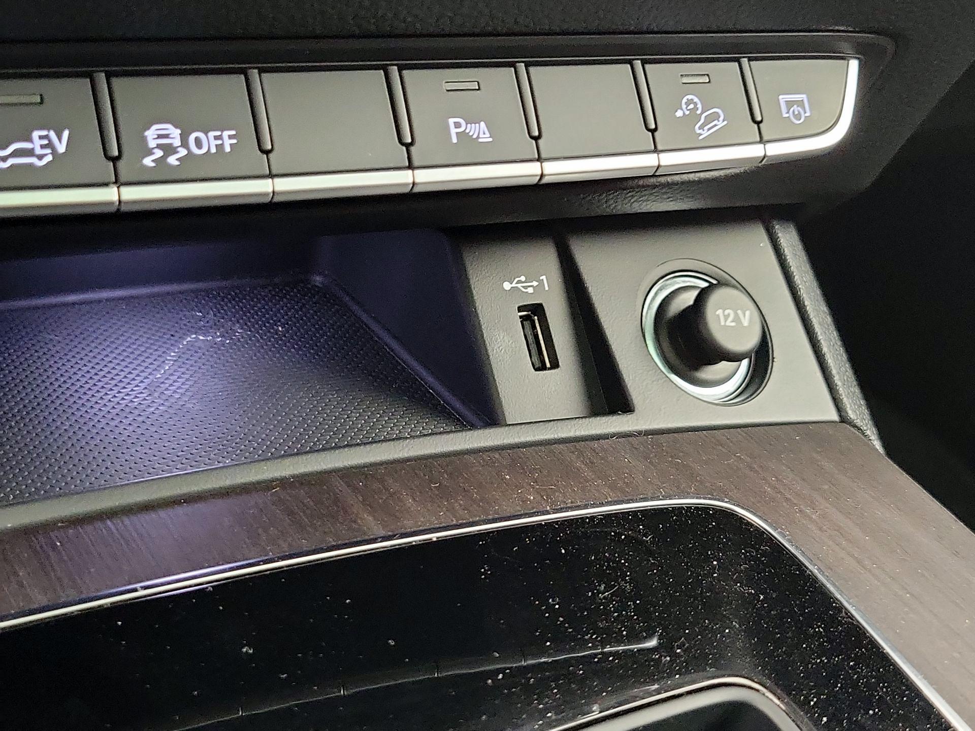 Thumbnail: 2023 Audi Q5 - 18