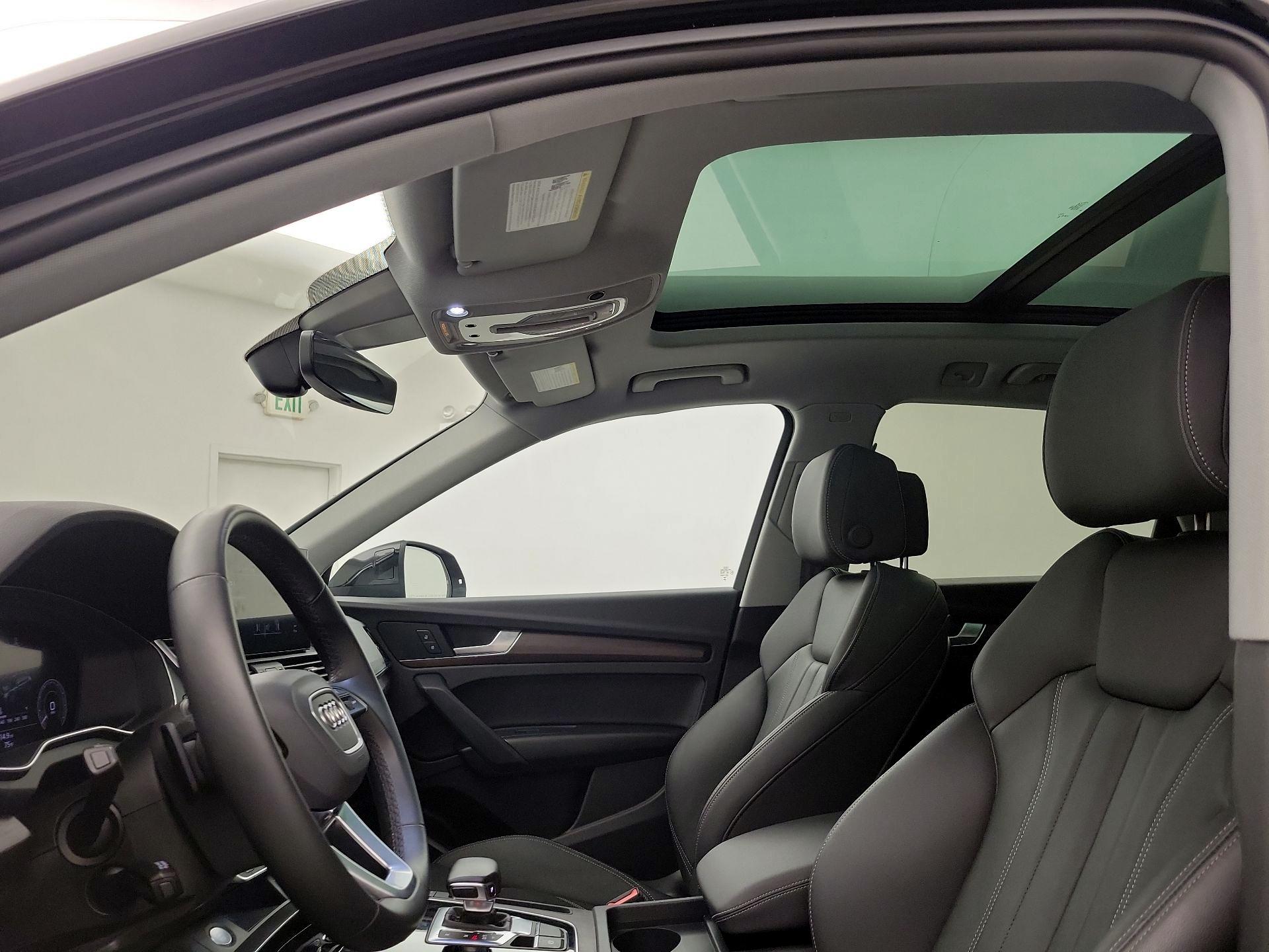 Thumbnail: 2023 Audi Q5 - 19