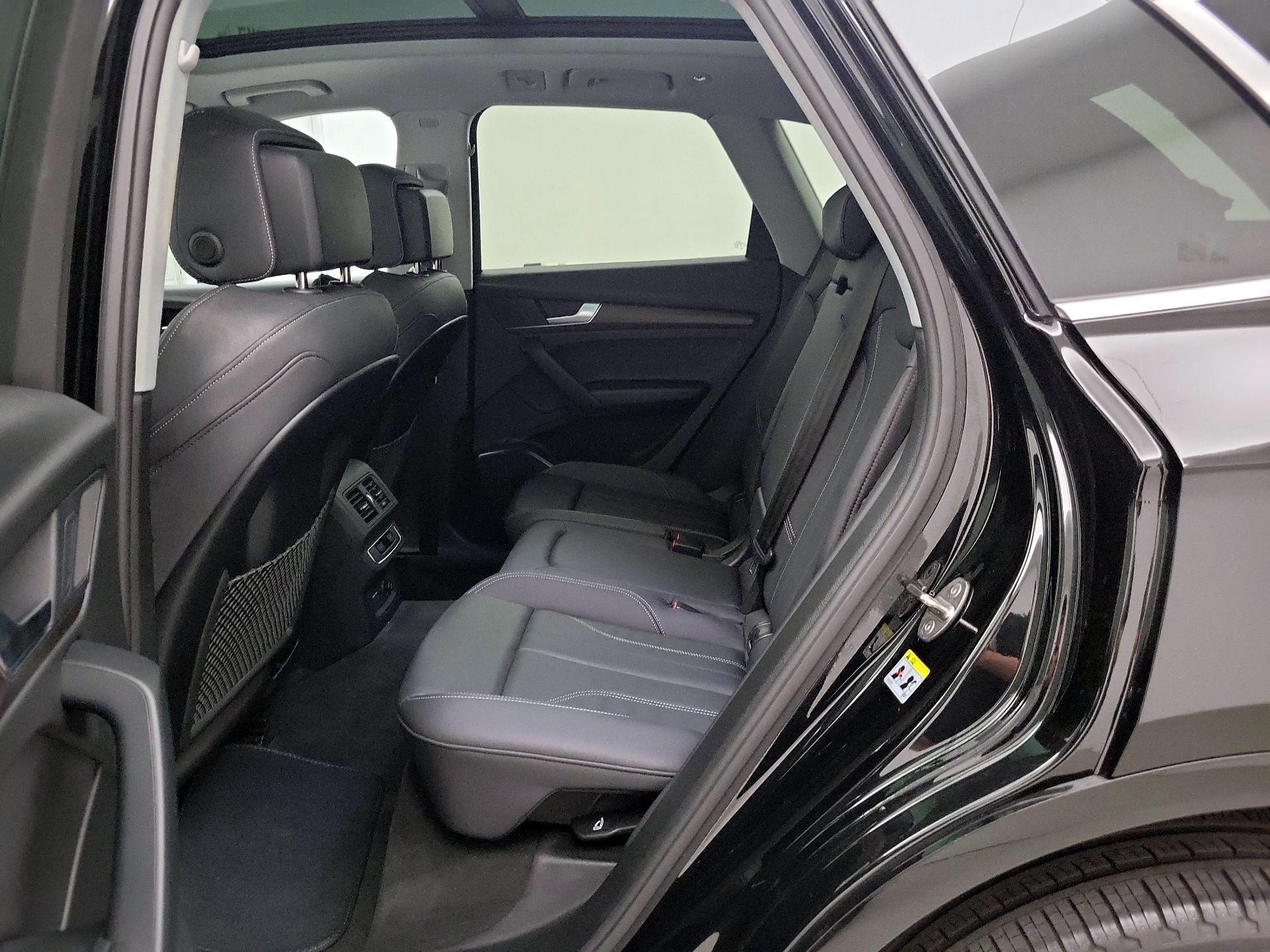 Thumbnail: 2023 Audi Q5 - 20