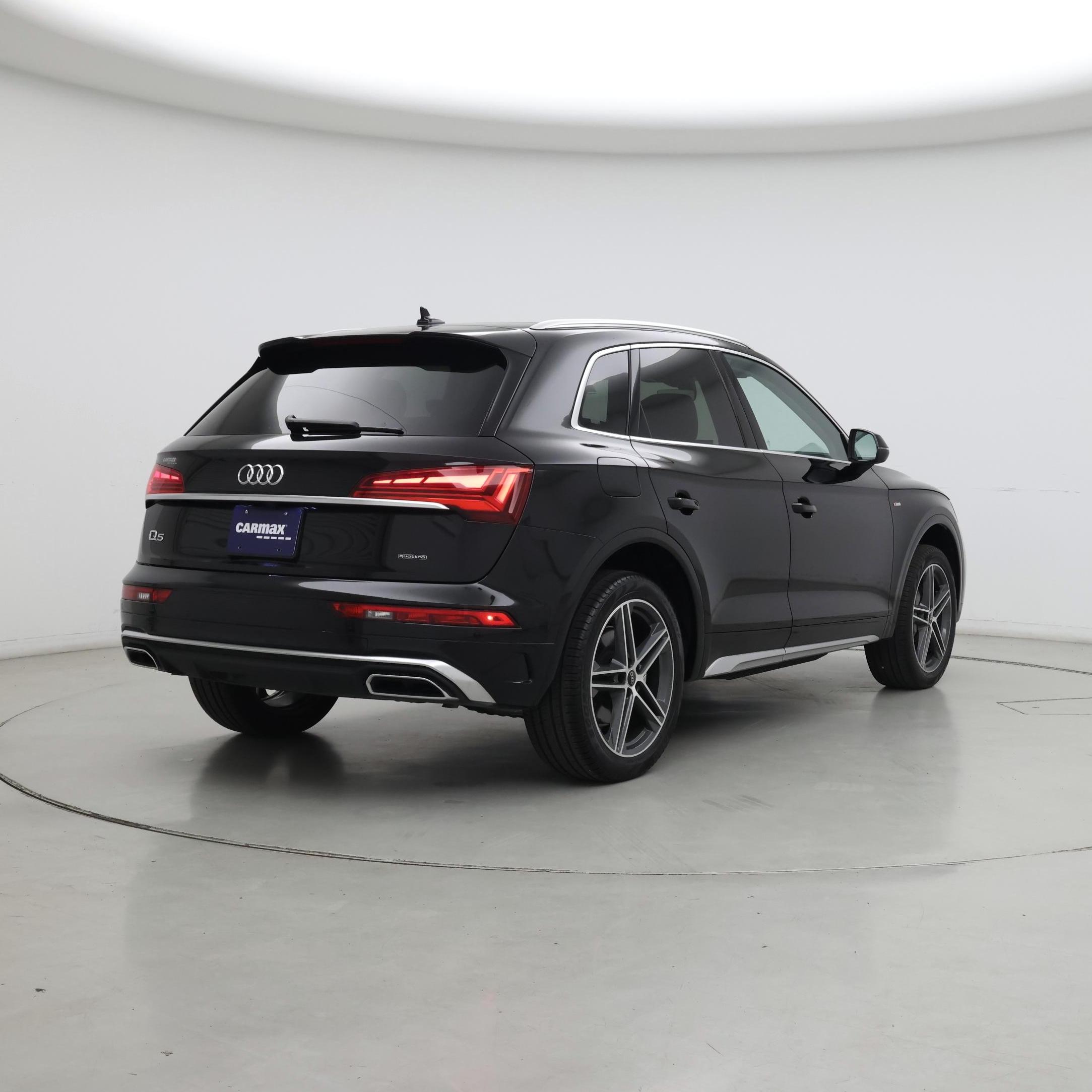 Thumbnail: 2023 Audi Q5 - 8