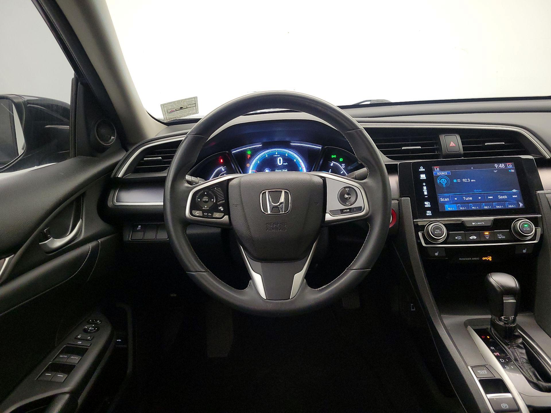 Thumbnail: 2017 Honda Civic - 10