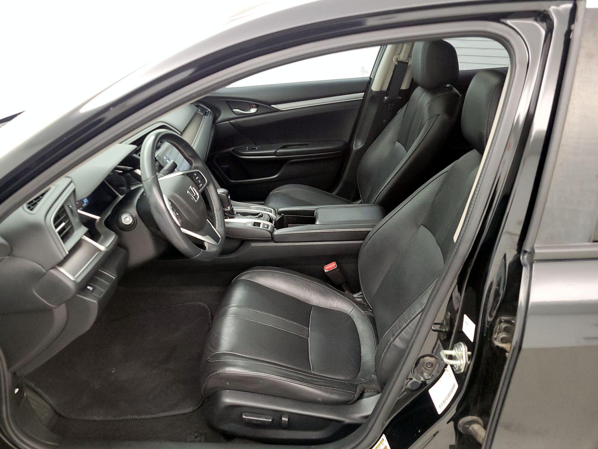 Thumbnail: 2017 Honda Civic - 11