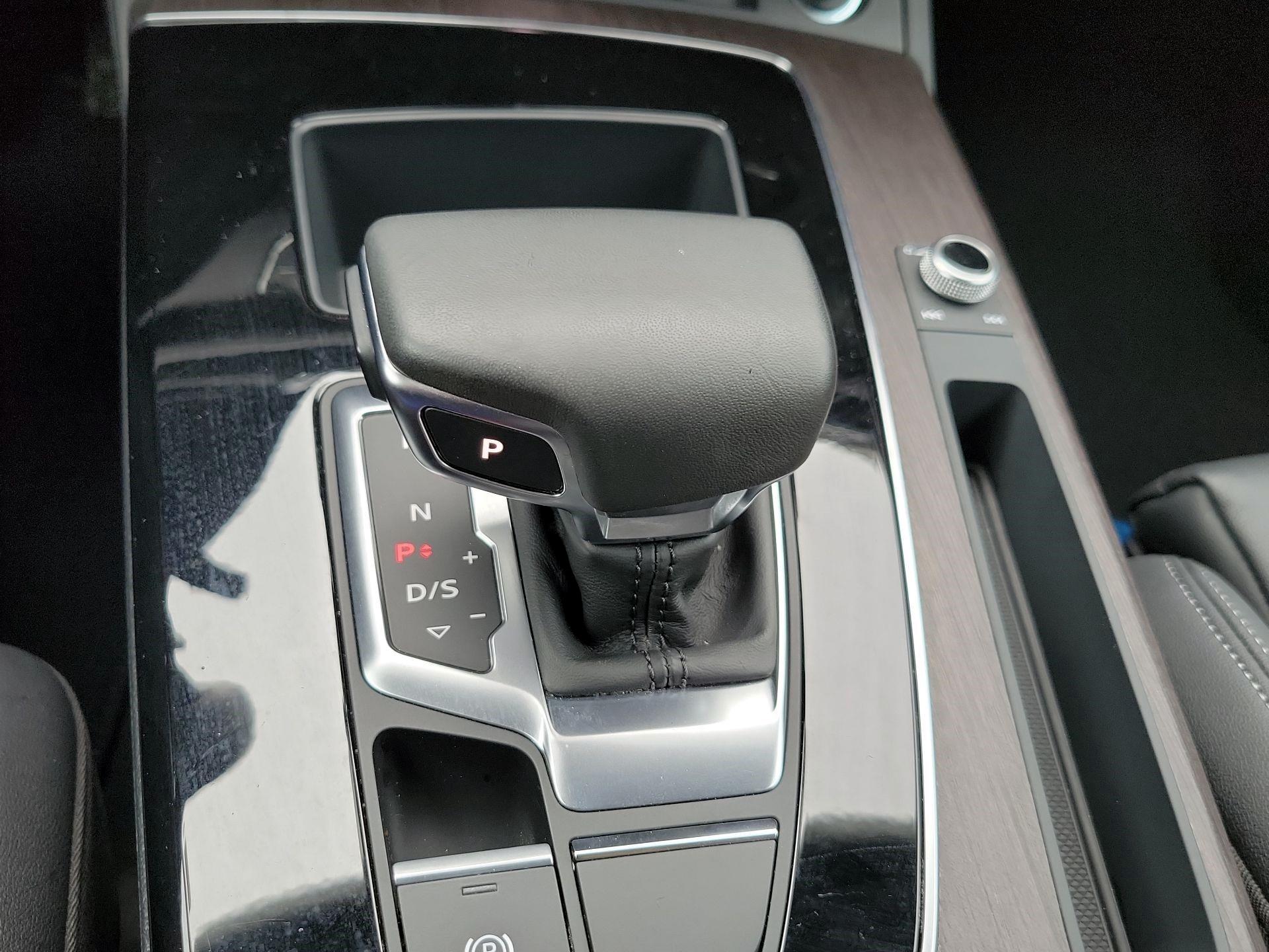 Thumbnail: 2024 Audi Q5 - 17