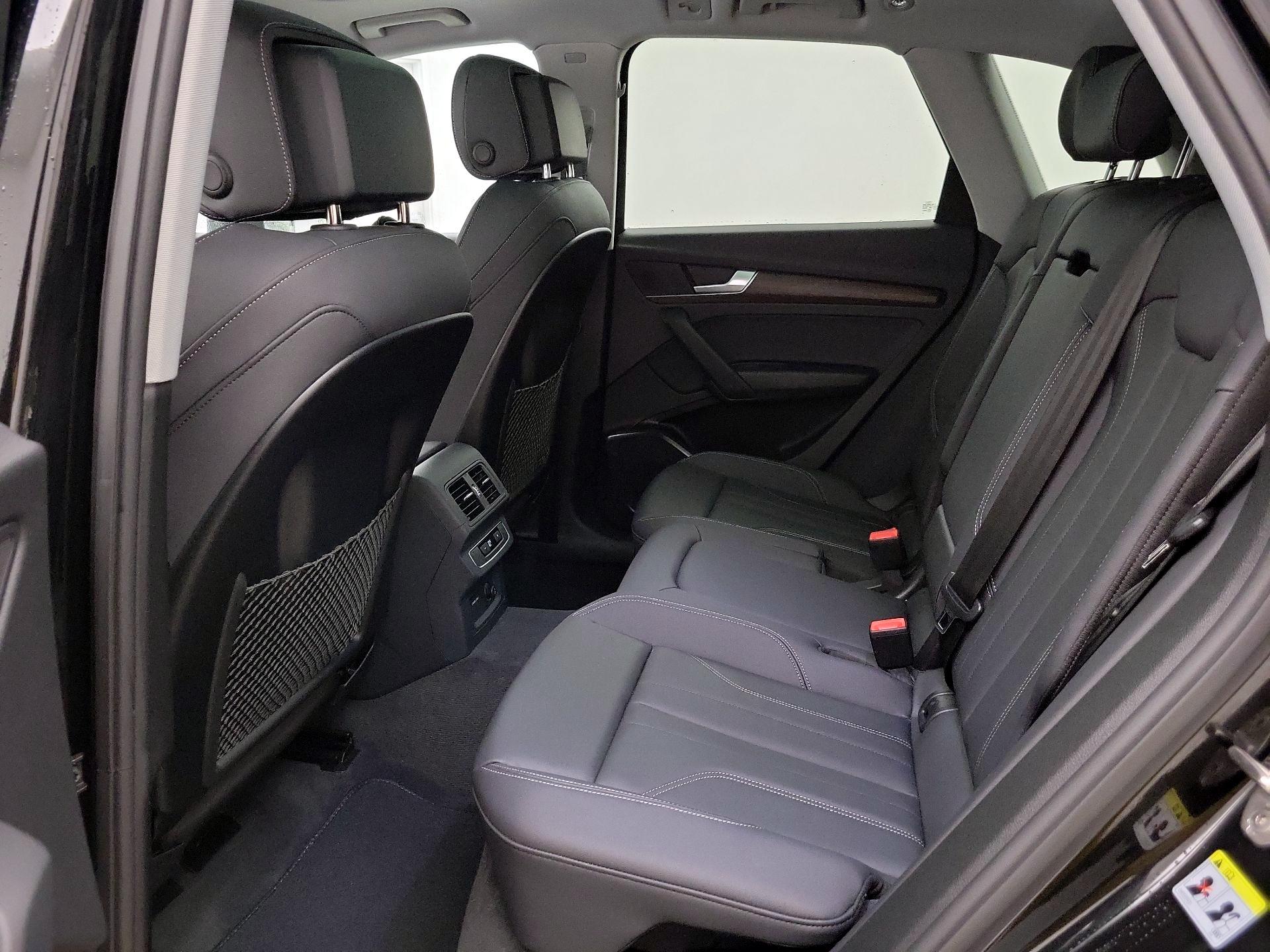 Thumbnail: 2024 Audi Q5 - 20