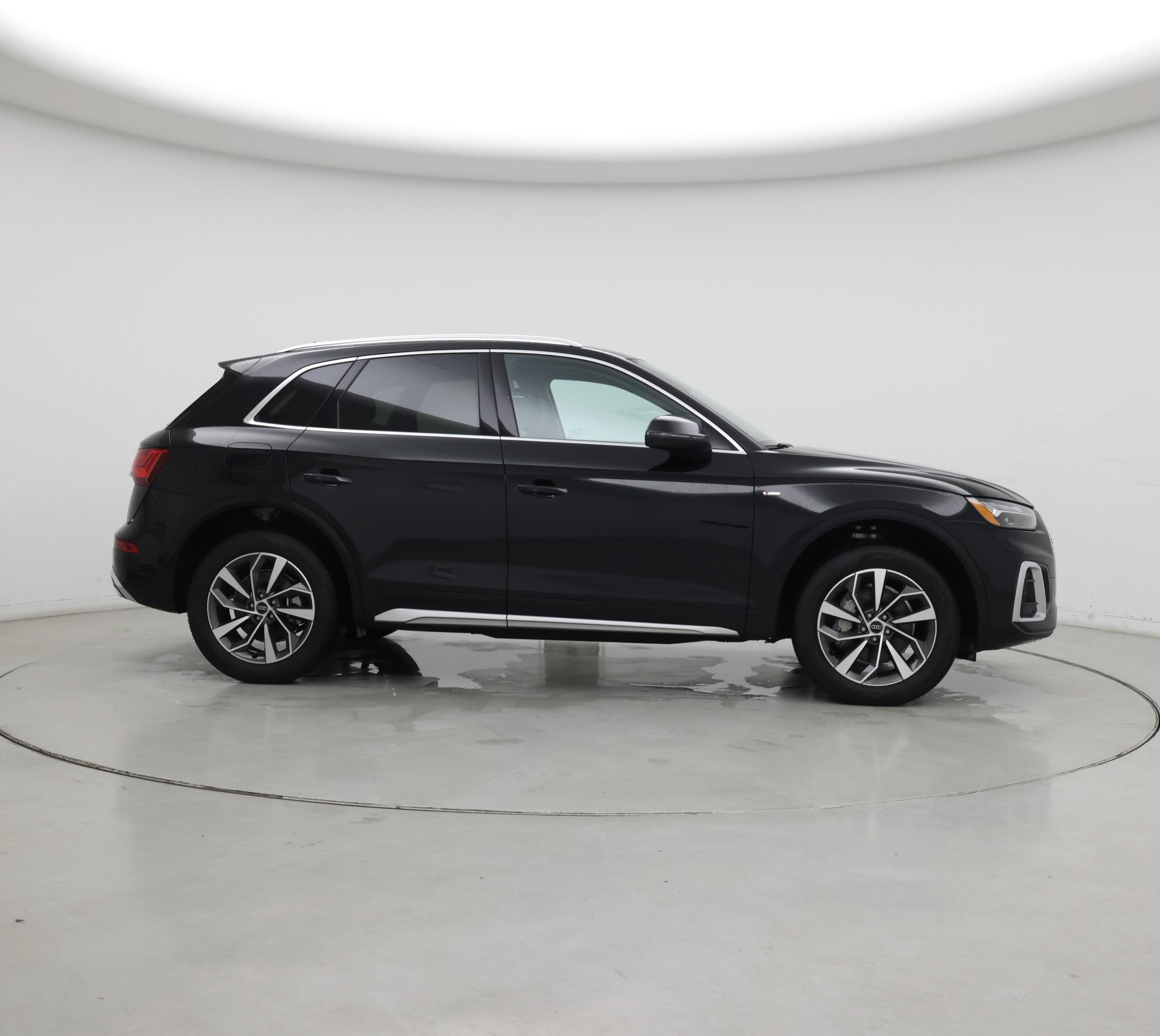 Thumbnail: 2024 Audi Q5 - 7