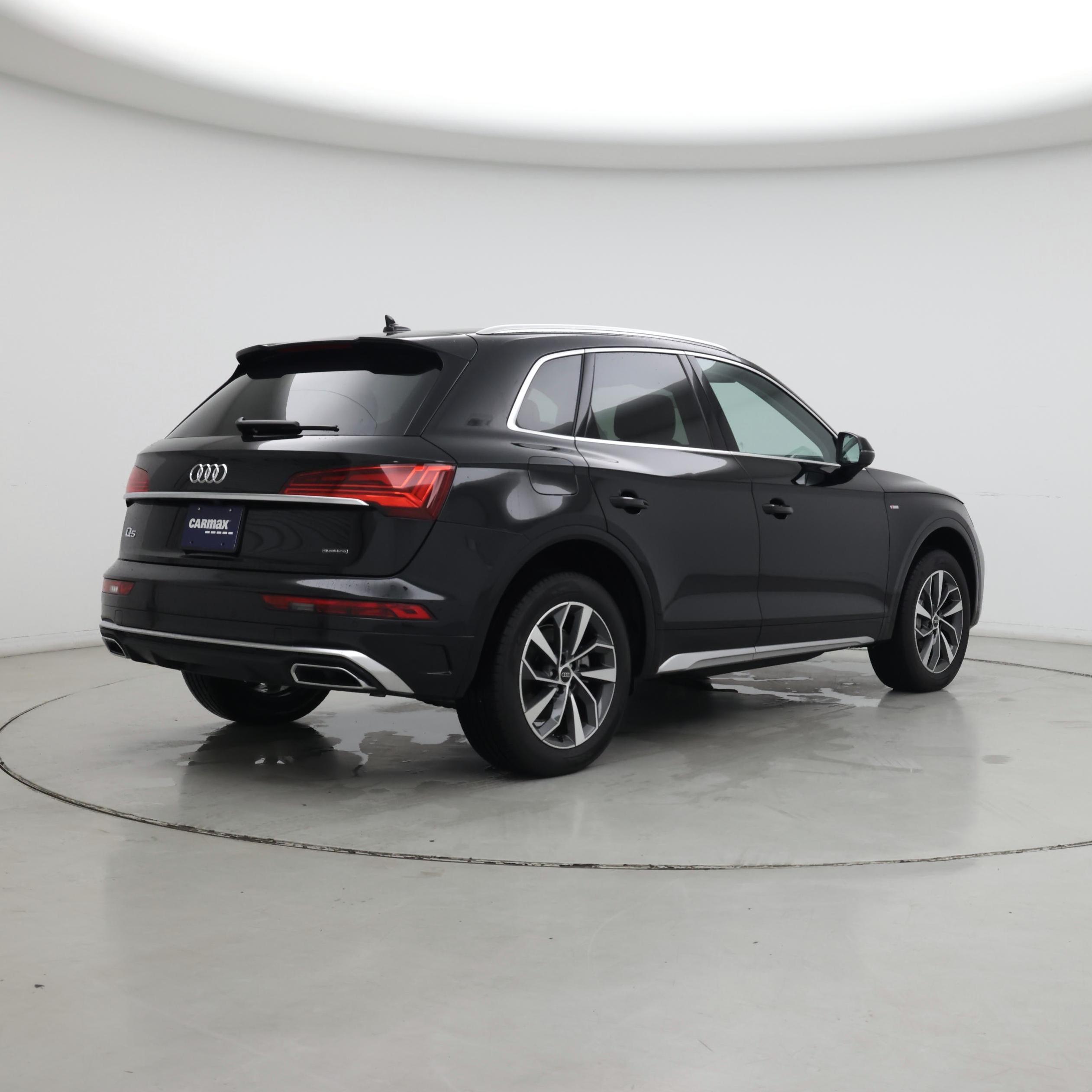 Thumbnail: 2024 Audi Q5 - 8