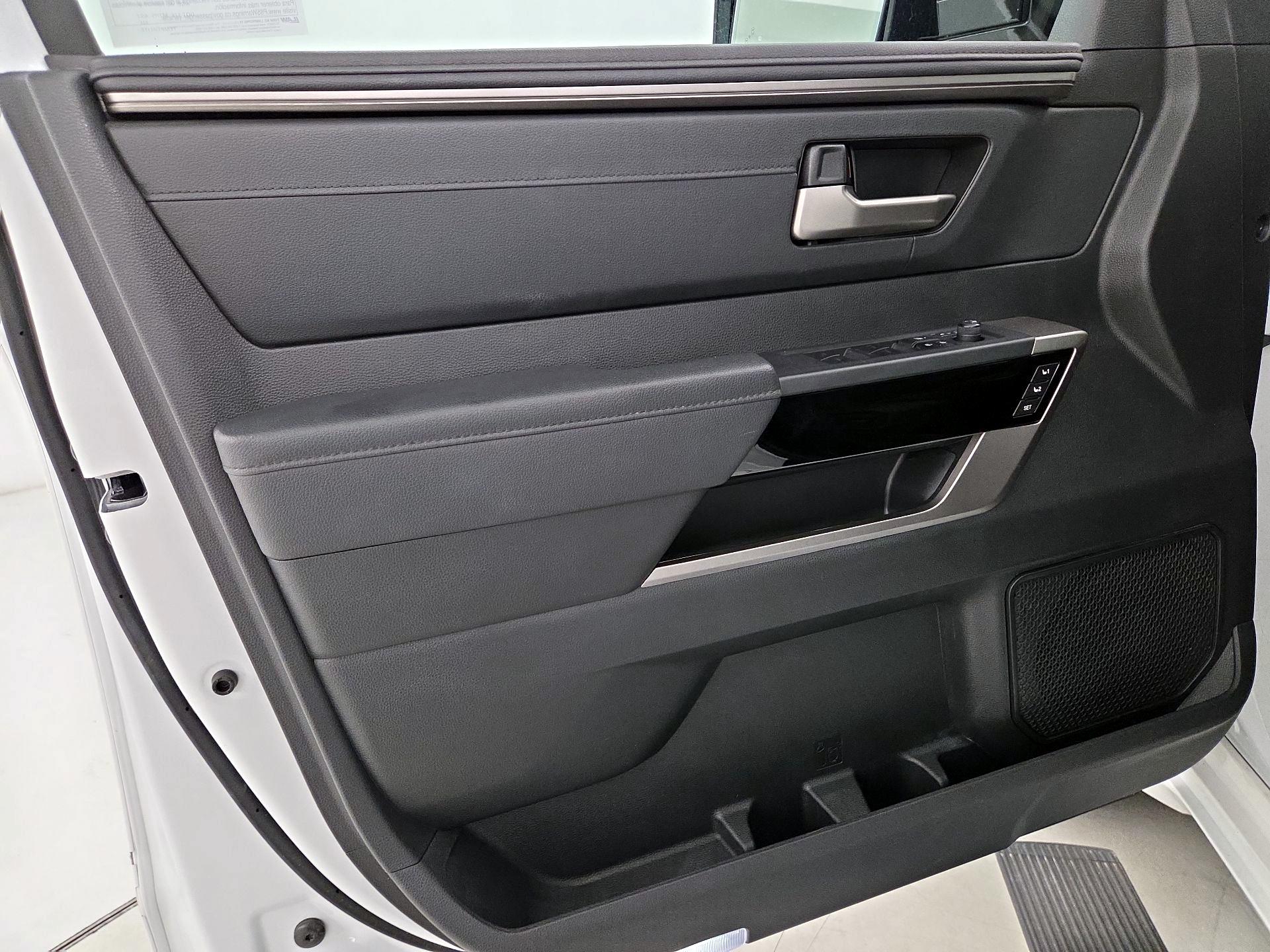 Thumbnail: 2024 Toyota Tundra - 12