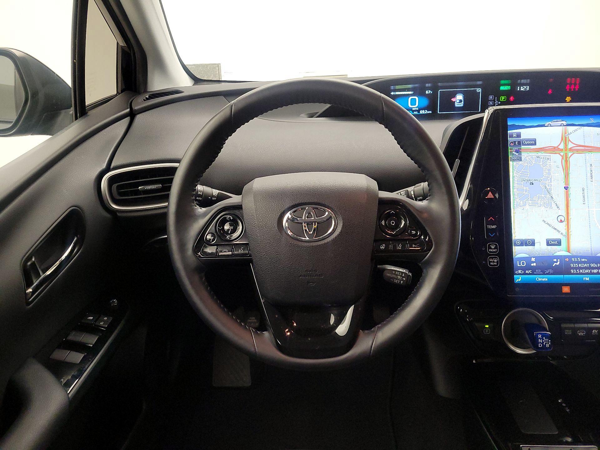 Thumbnail: 2021 Toyota Prius Prime - 10