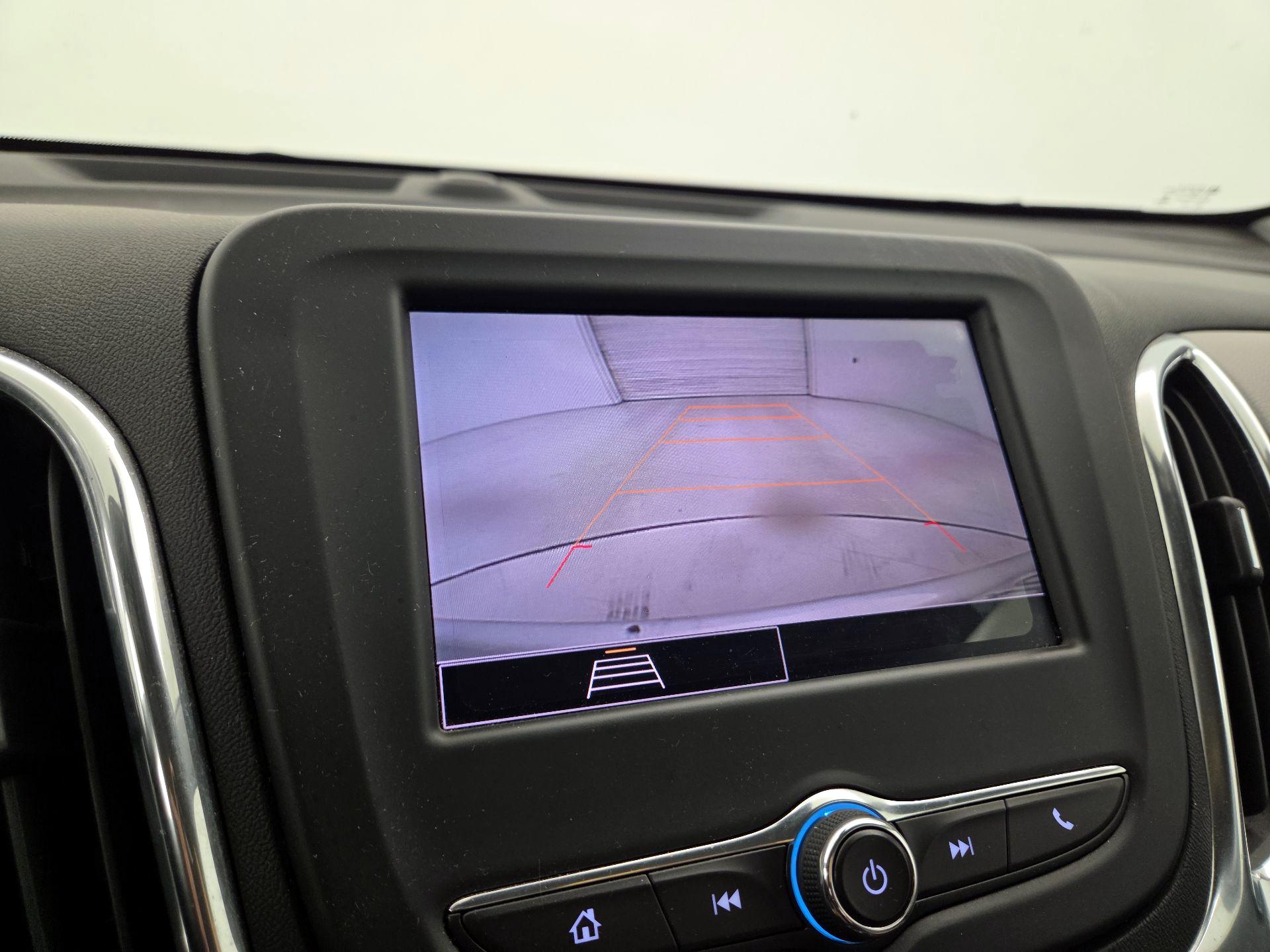 Thumbnail: 2022 Chevrolet Equinox - 14