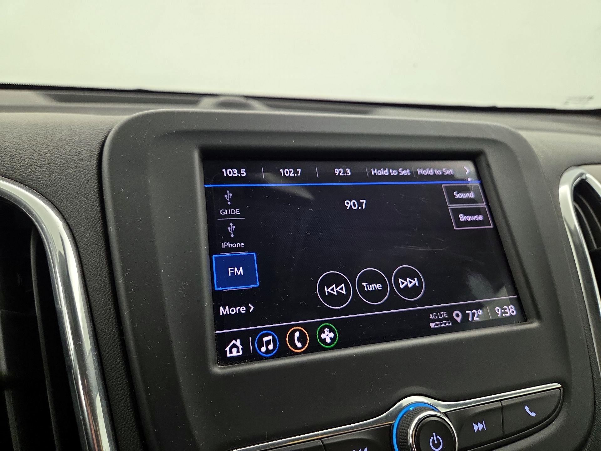 Thumbnail: 2022 Chevrolet Equinox - 15