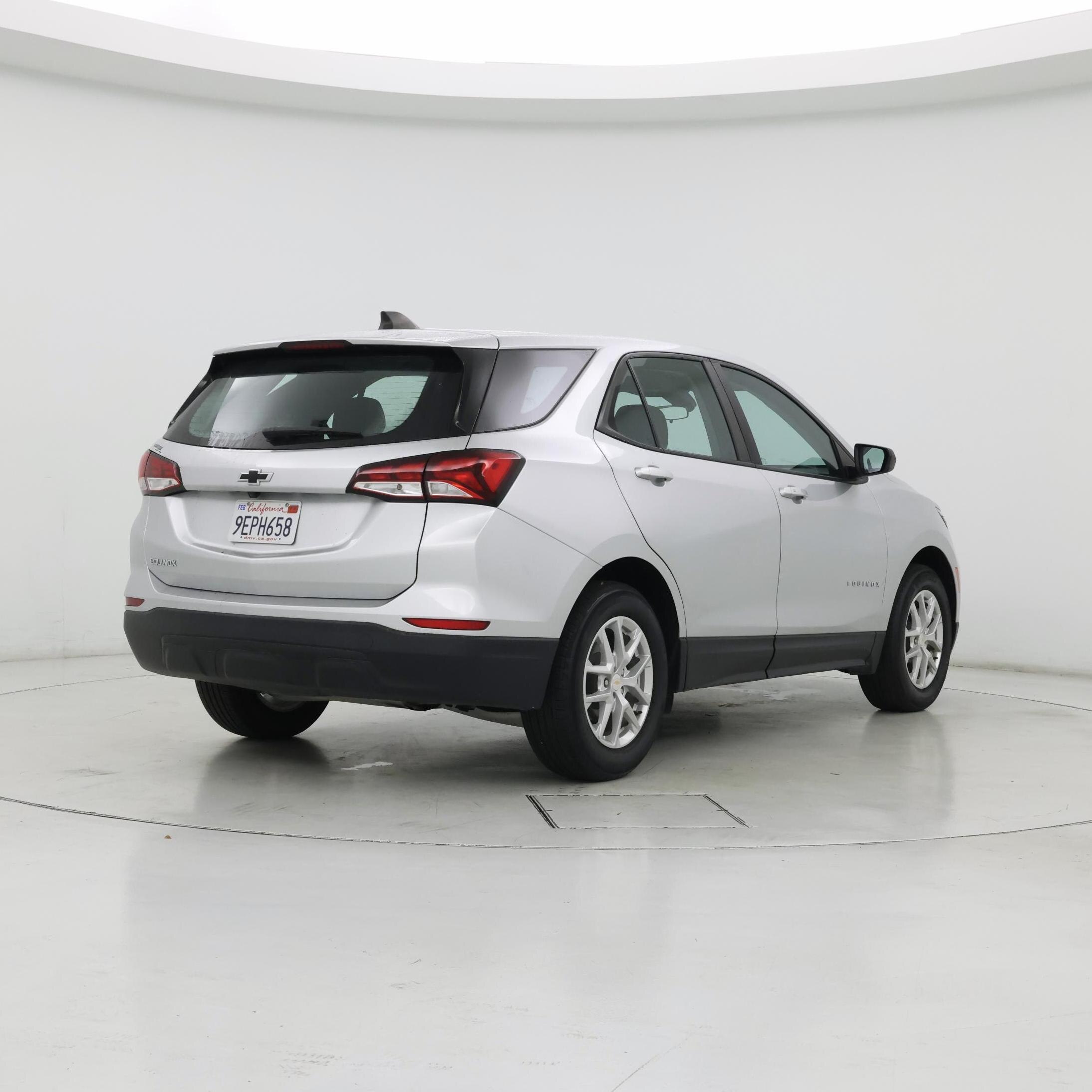 Thumbnail: 2022 Chevrolet Equinox - 8