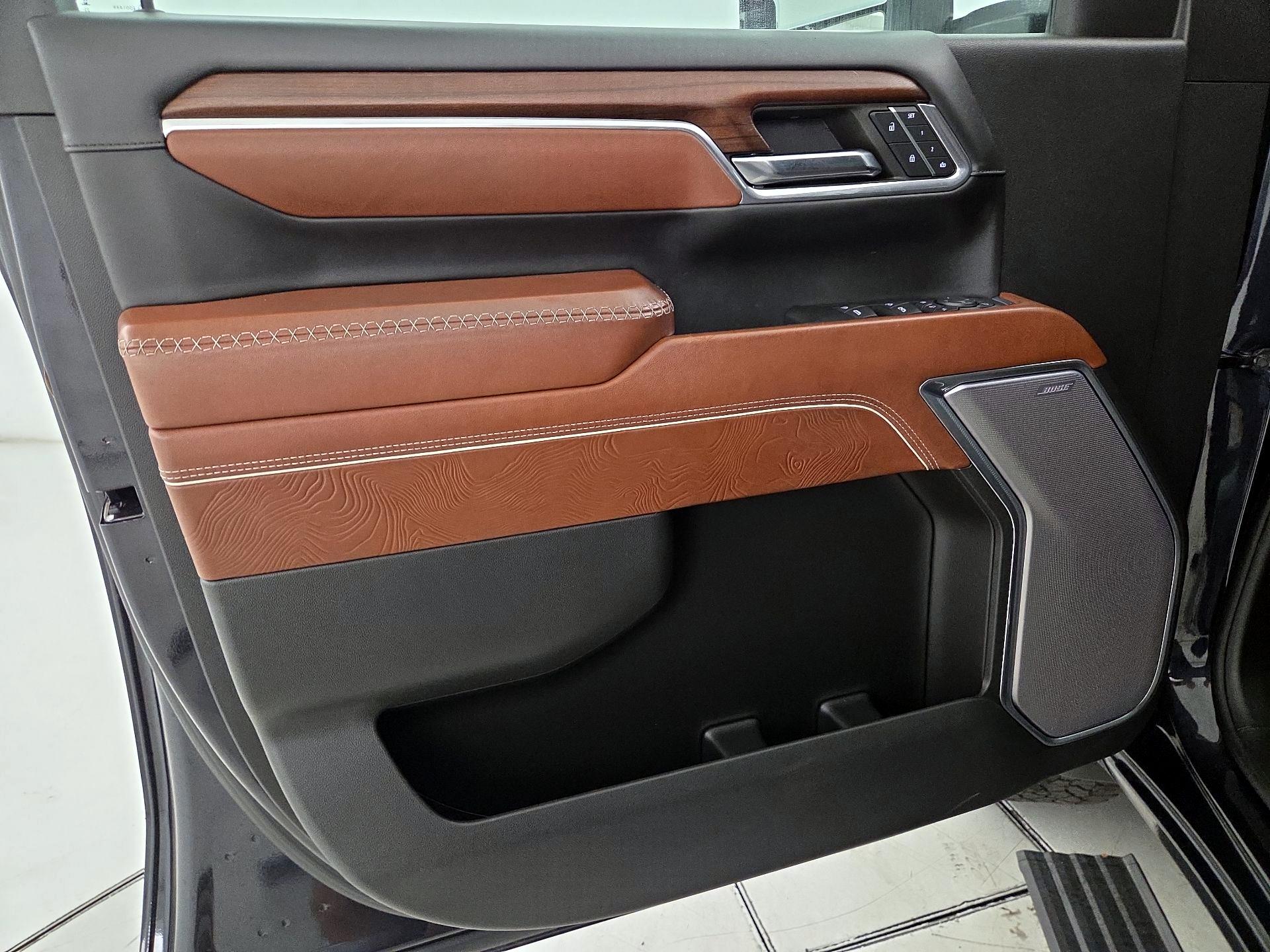 Thumbnail: 2024 GMC Sierra 2500 - 12