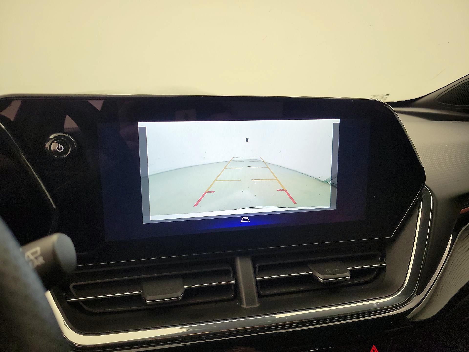 Thumbnail: 2025 Chevrolet Trax - 14