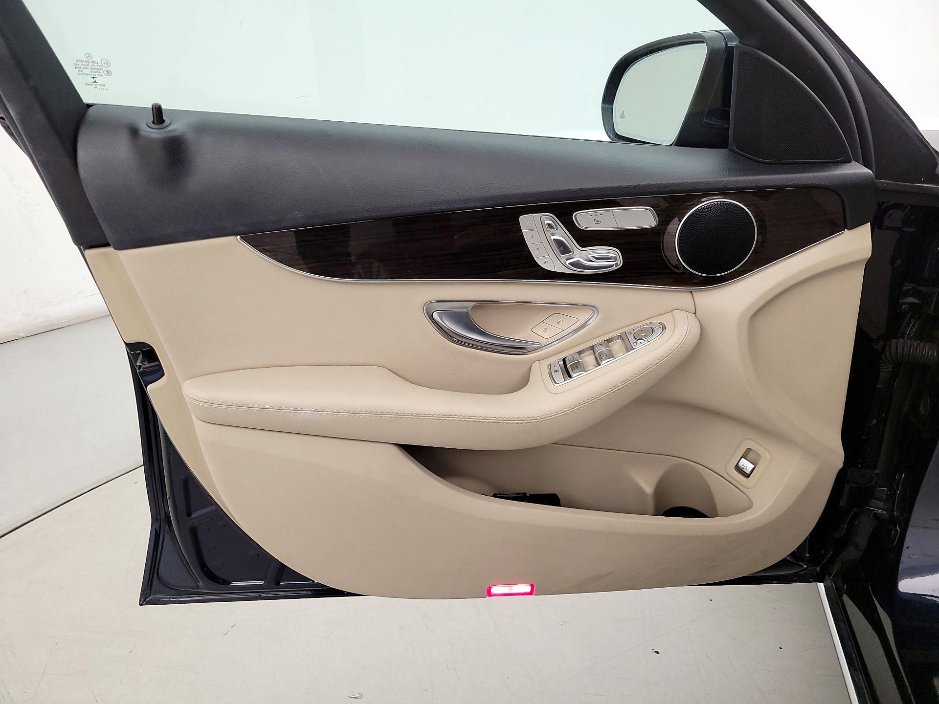 Thumbnail: 2018 Mercedes-Benz C-Class - 12