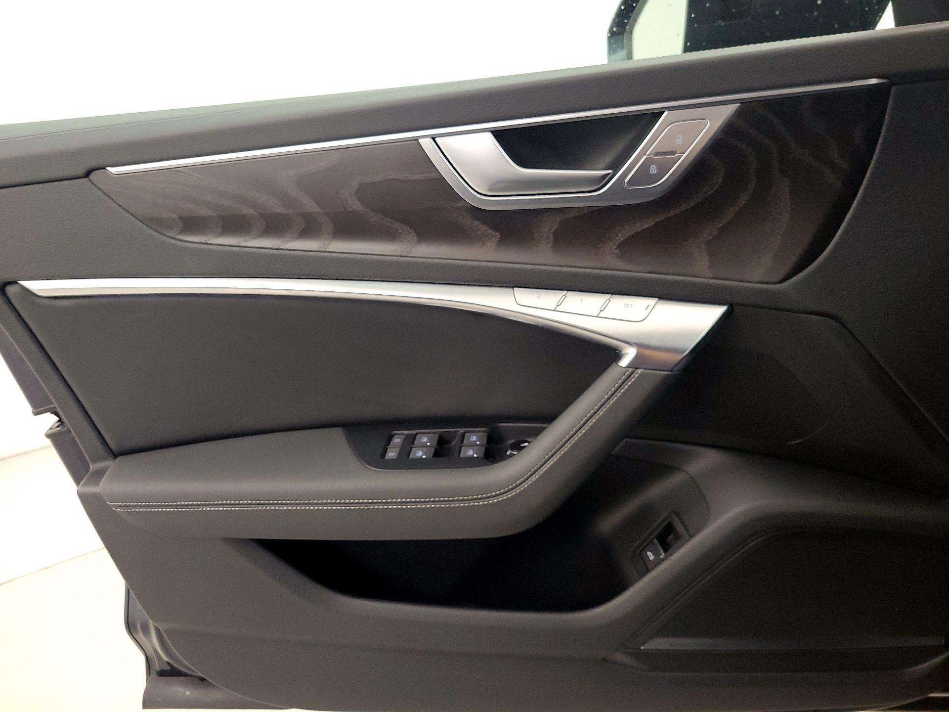 Thumbnail: 2021 Audi A6 - 12