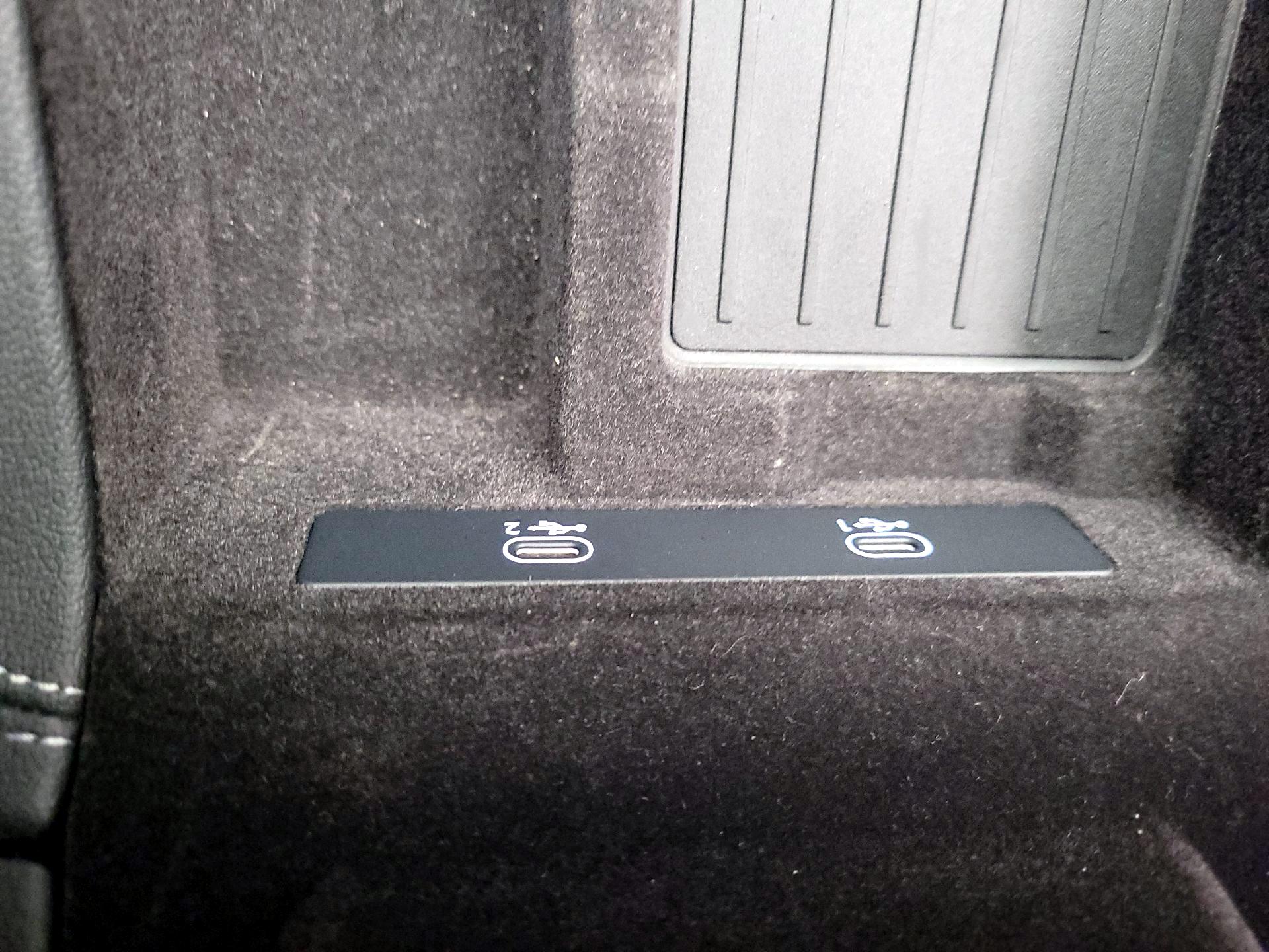 Thumbnail: 2021 Audi A6 - 19