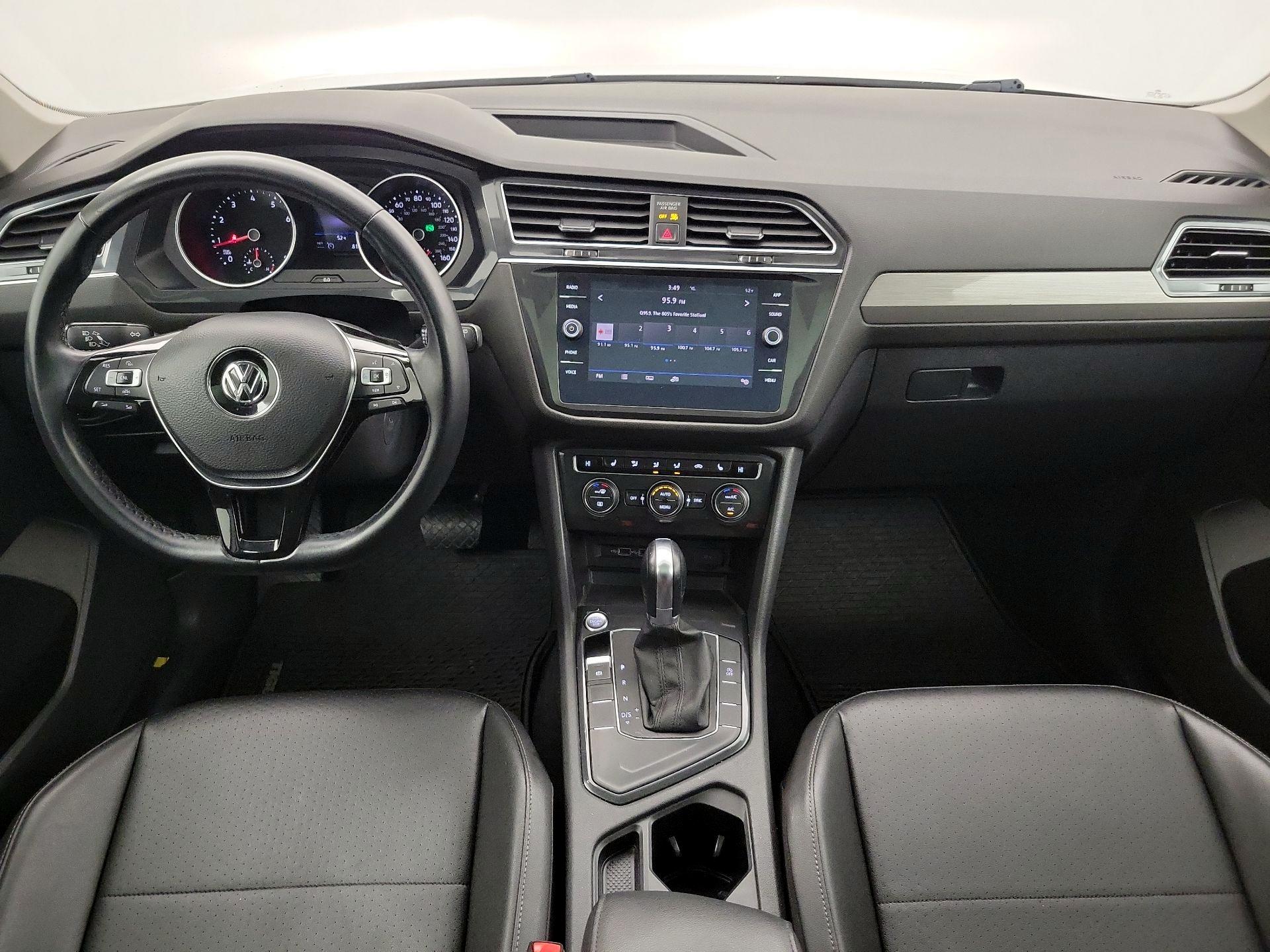 Thumbnail: 2019 Volkswagen Tiguan - 9