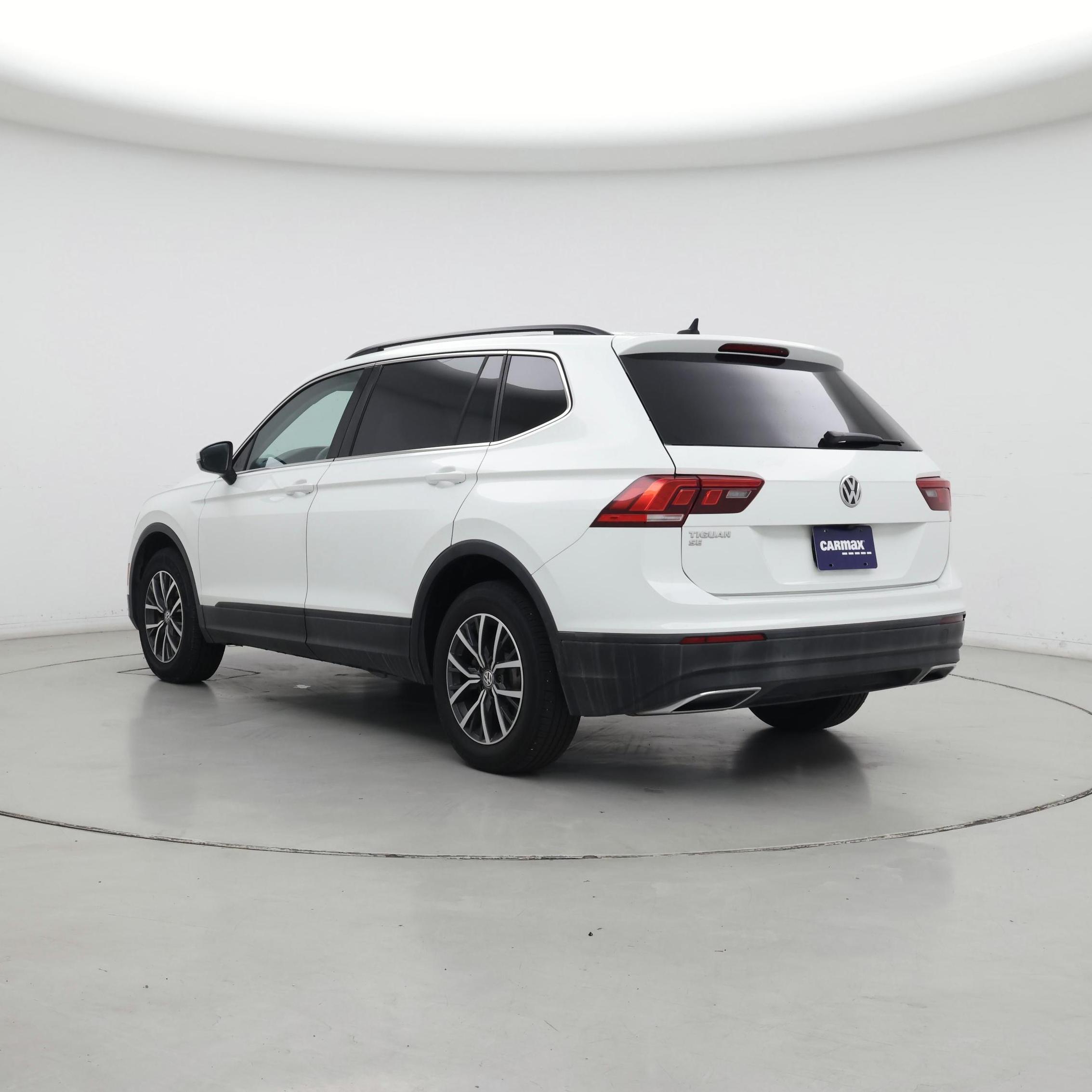 Thumbnail: 2019 Volkswagen Tiguan - 2
