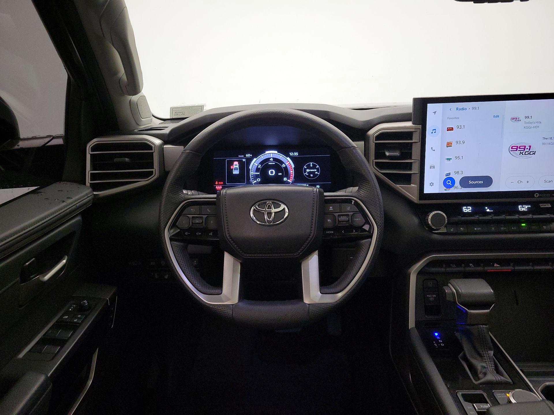 Thumbnail: 2024 Toyota Tundra - 10