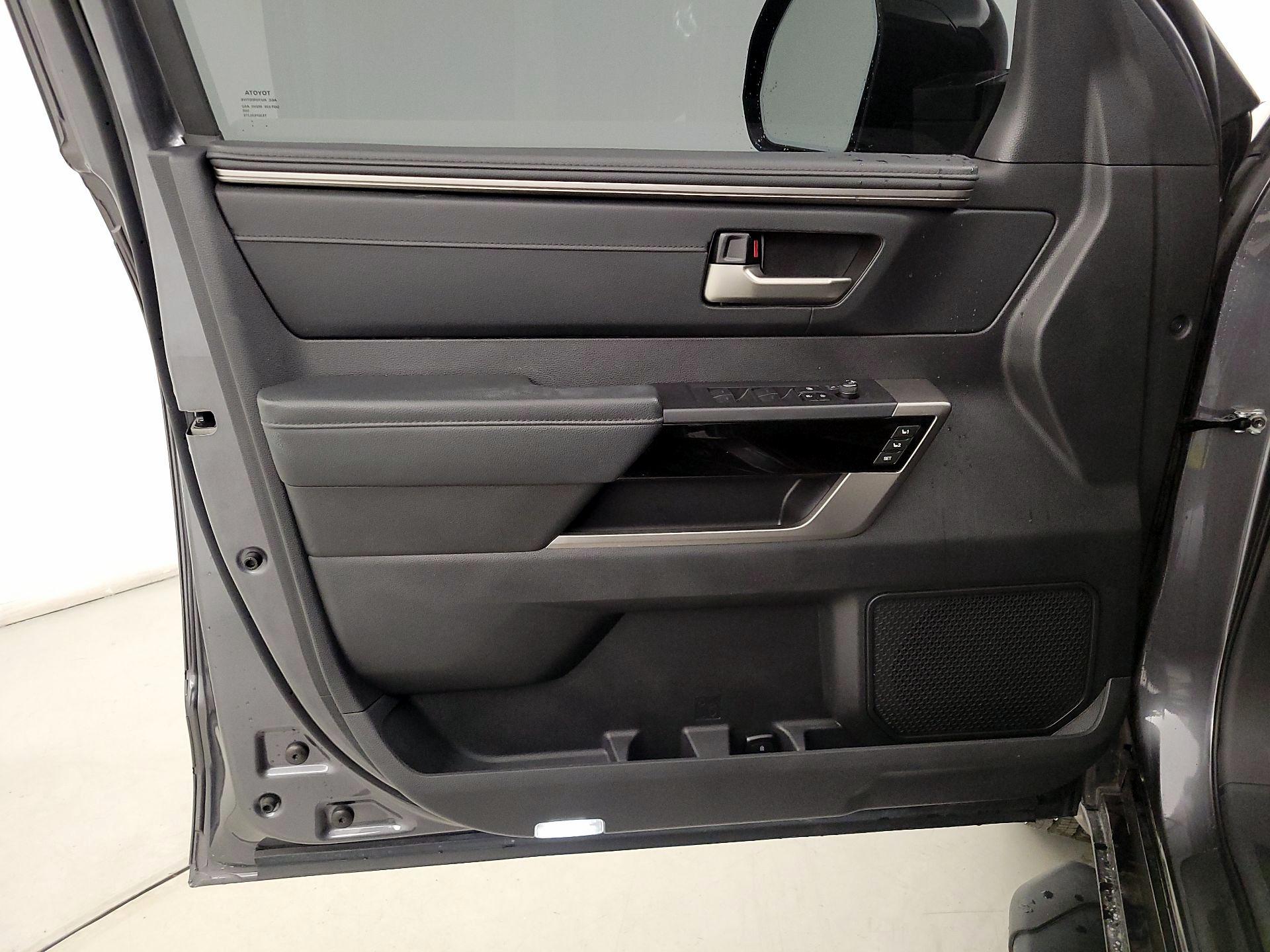 Thumbnail: 2024 Toyota Tundra - 12