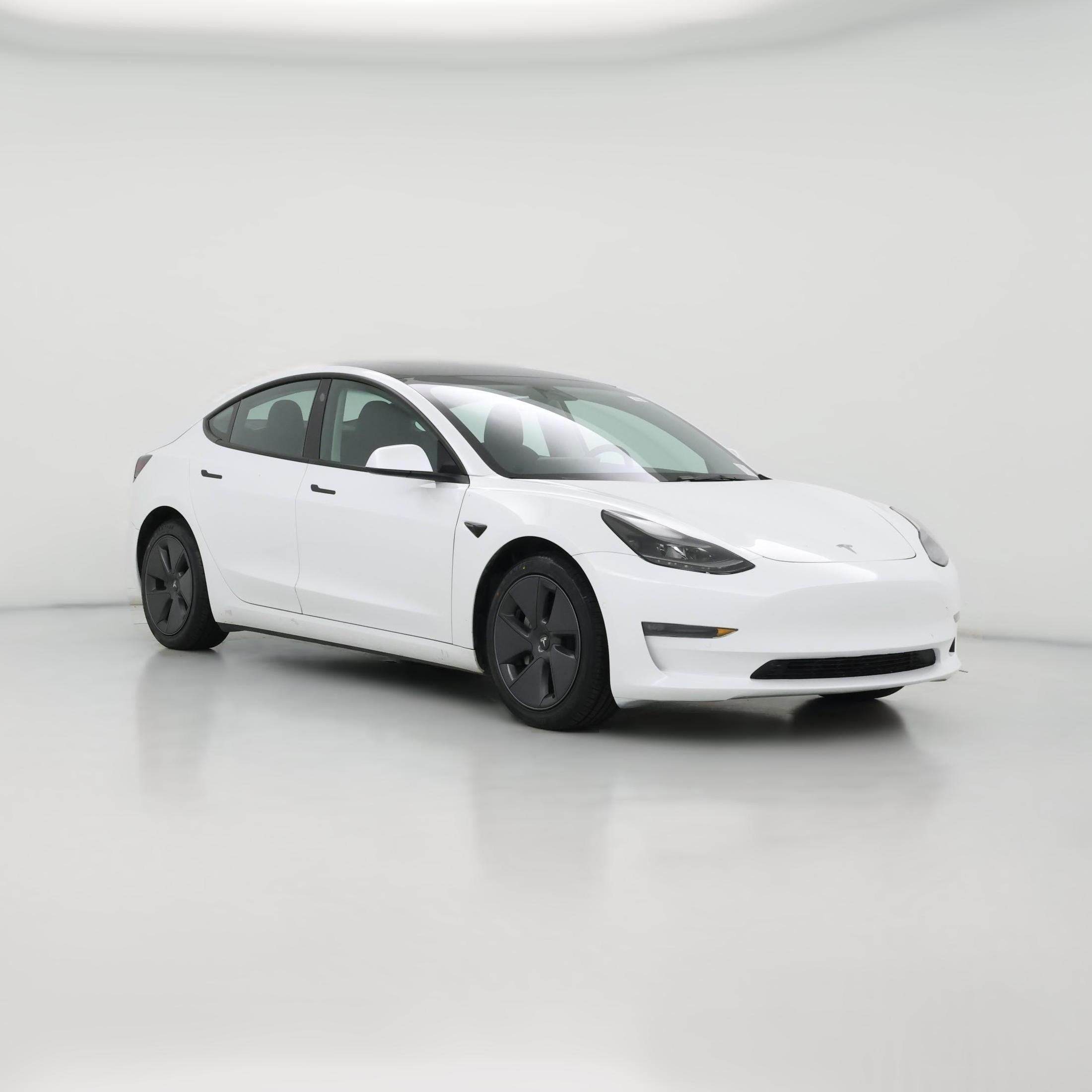 Thumbnail: 2022 Tesla Model 3 - 1