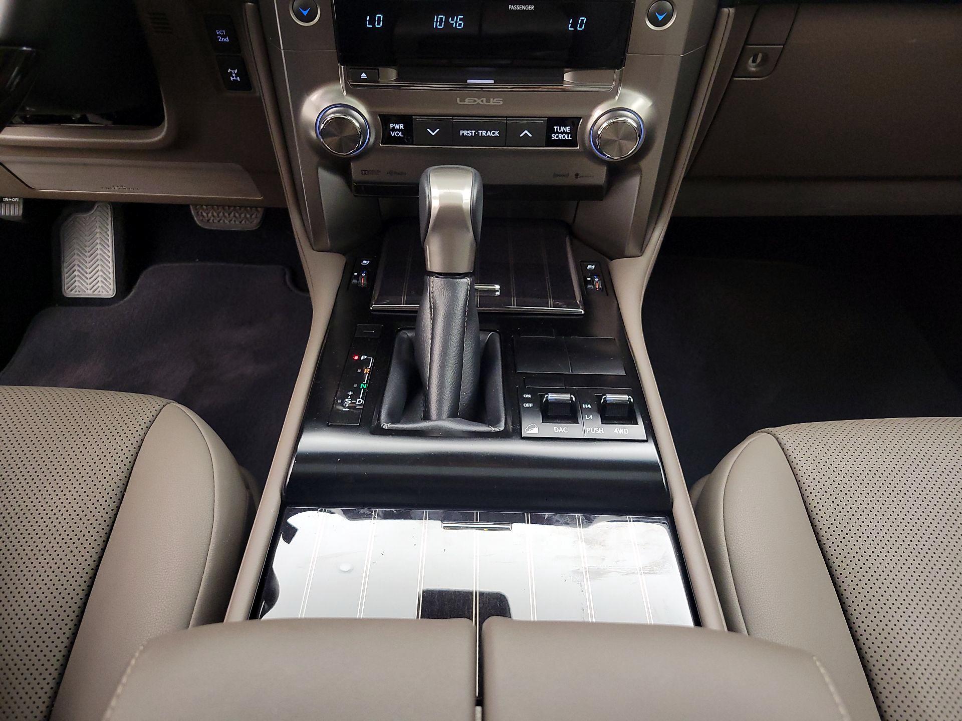 Thumbnail: 2021 Lexus GX - 17