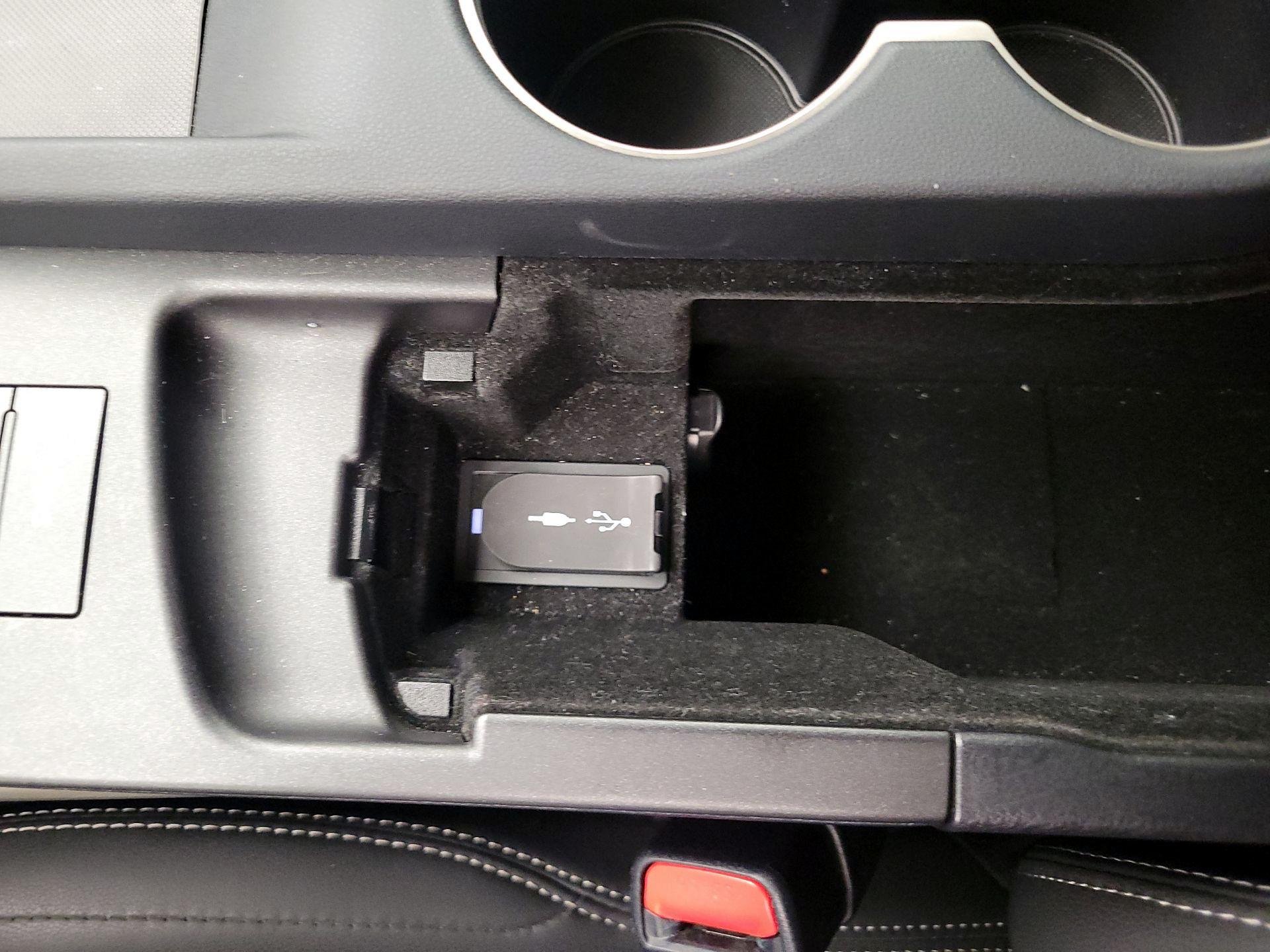 Thumbnail: 2019 Lexus IS - 18