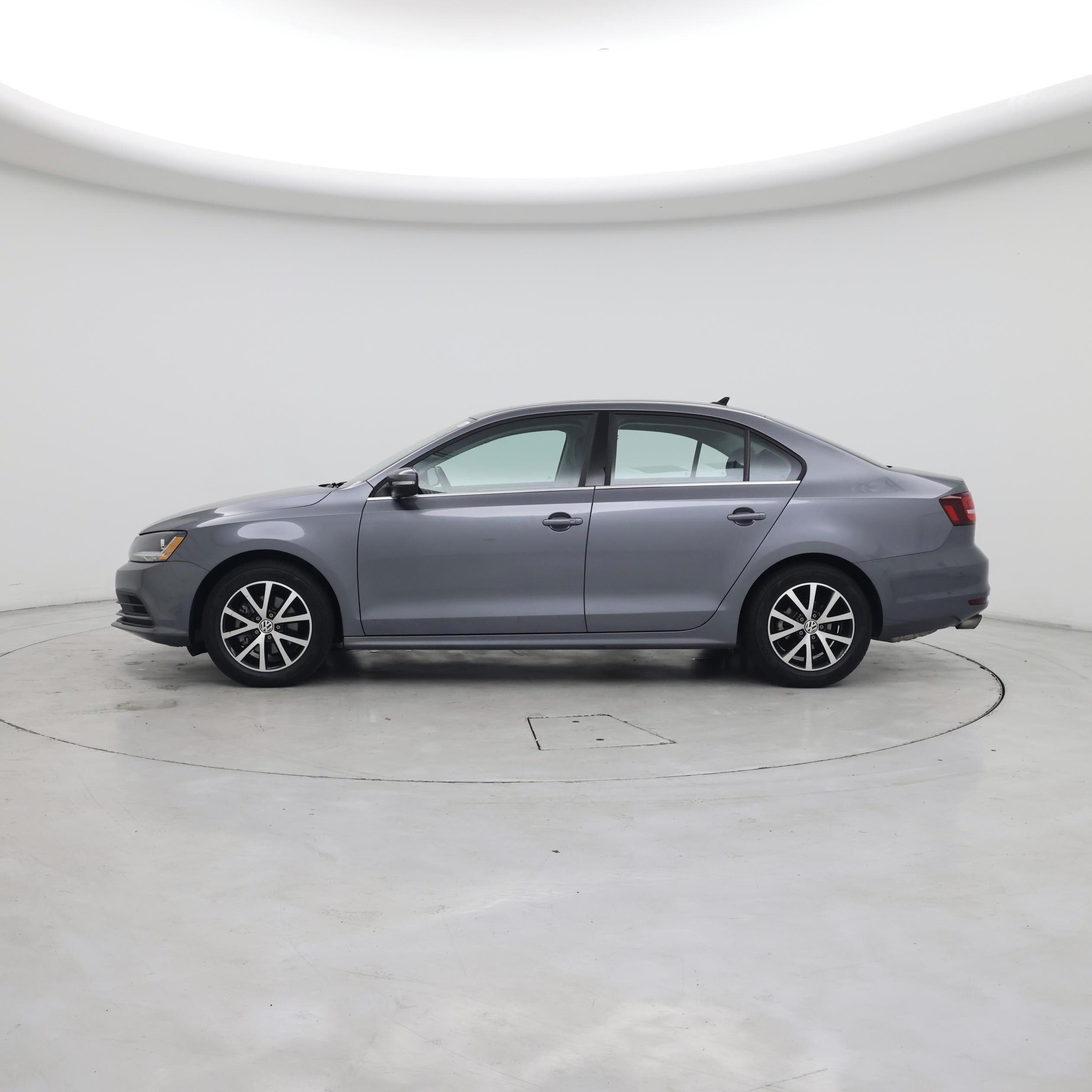 Thumbnail: 2017 Volkswagen Jetta - 3