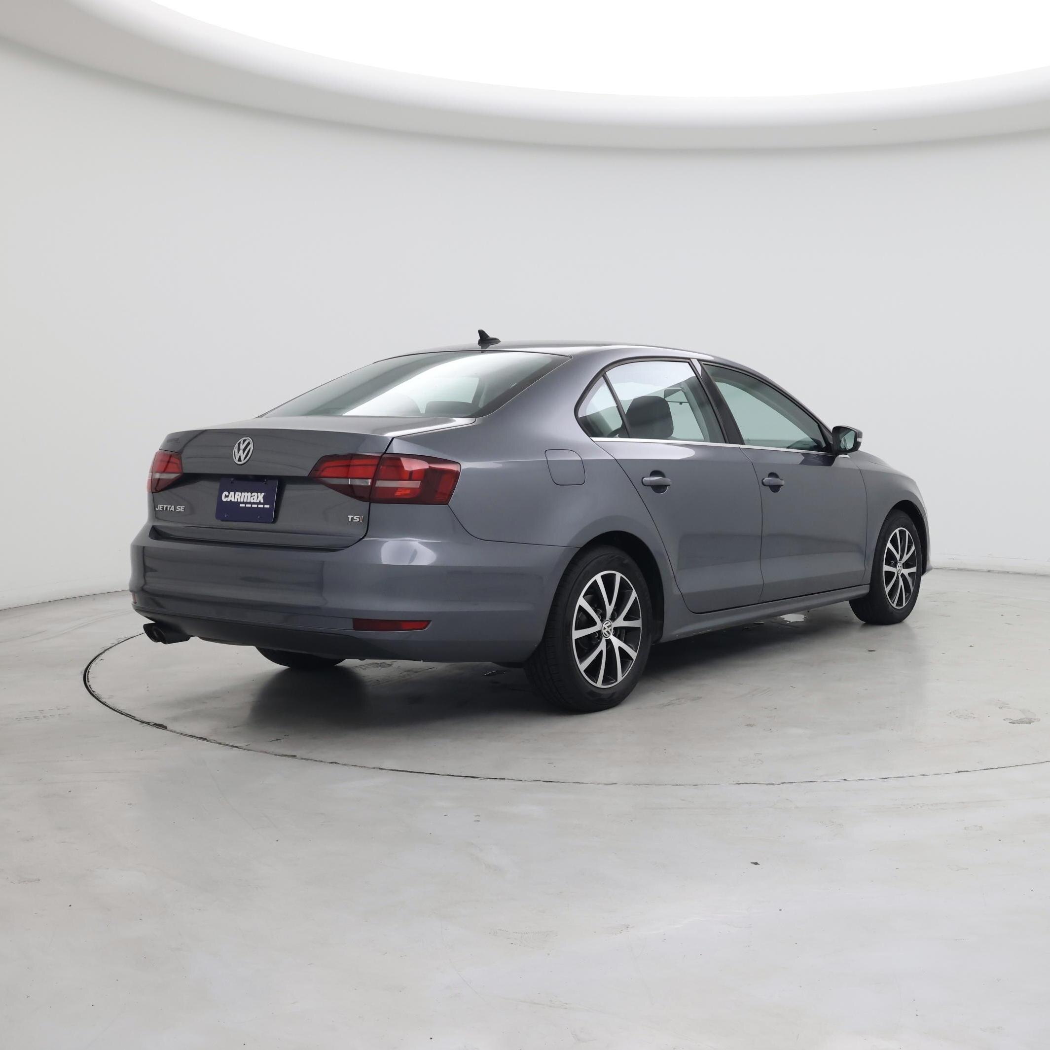 Thumbnail: 2017 Volkswagen Jetta - 8