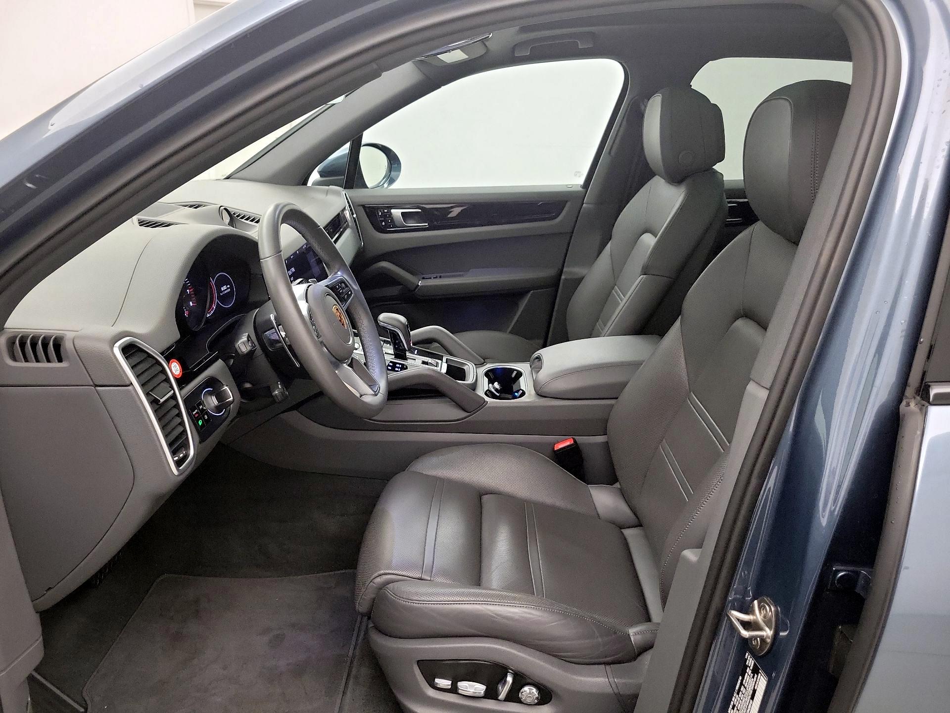 Thumbnail: 2019 Porsche Cayenne - 11