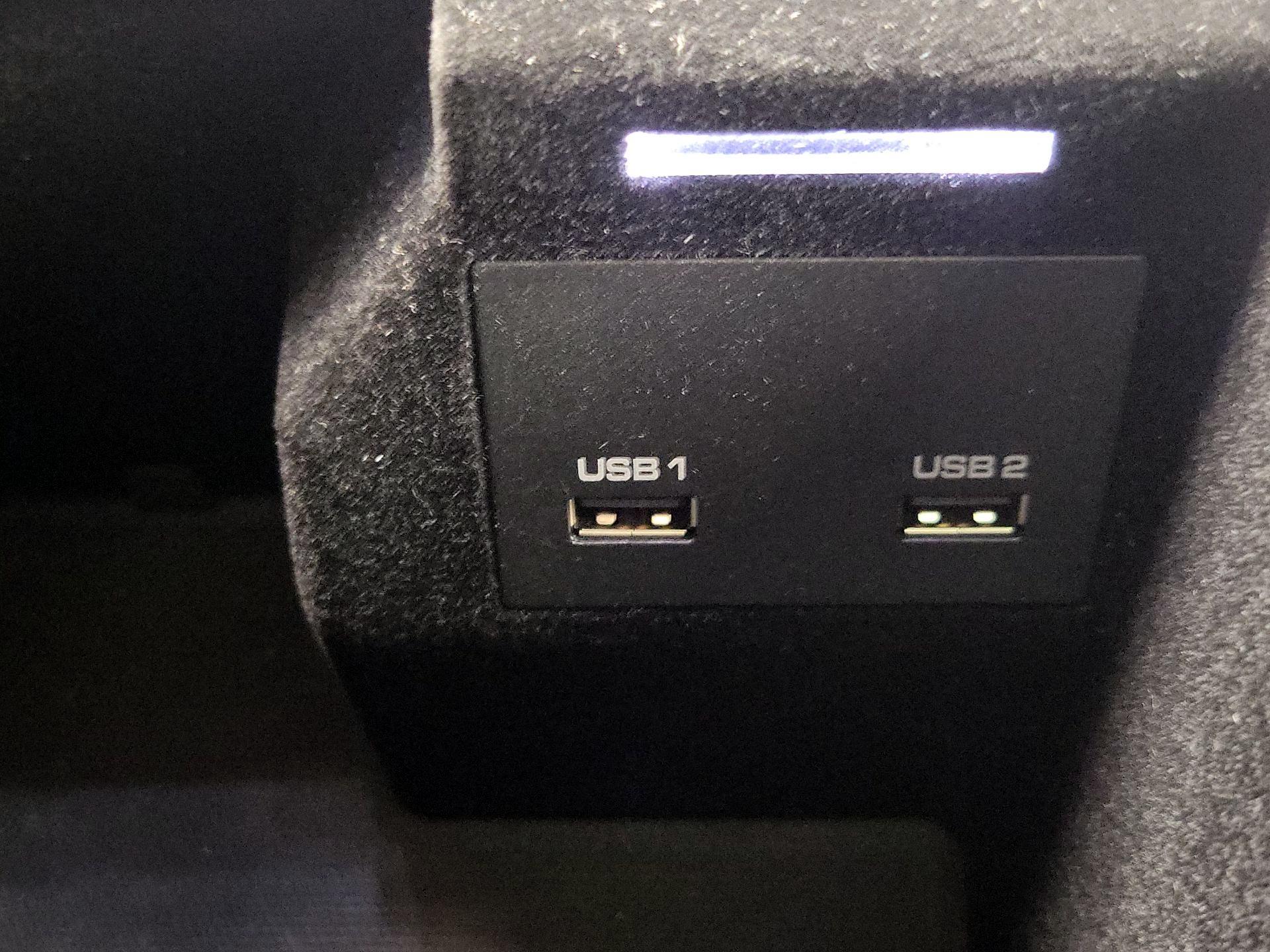 Thumbnail: 2019 Porsche Cayenne - 19