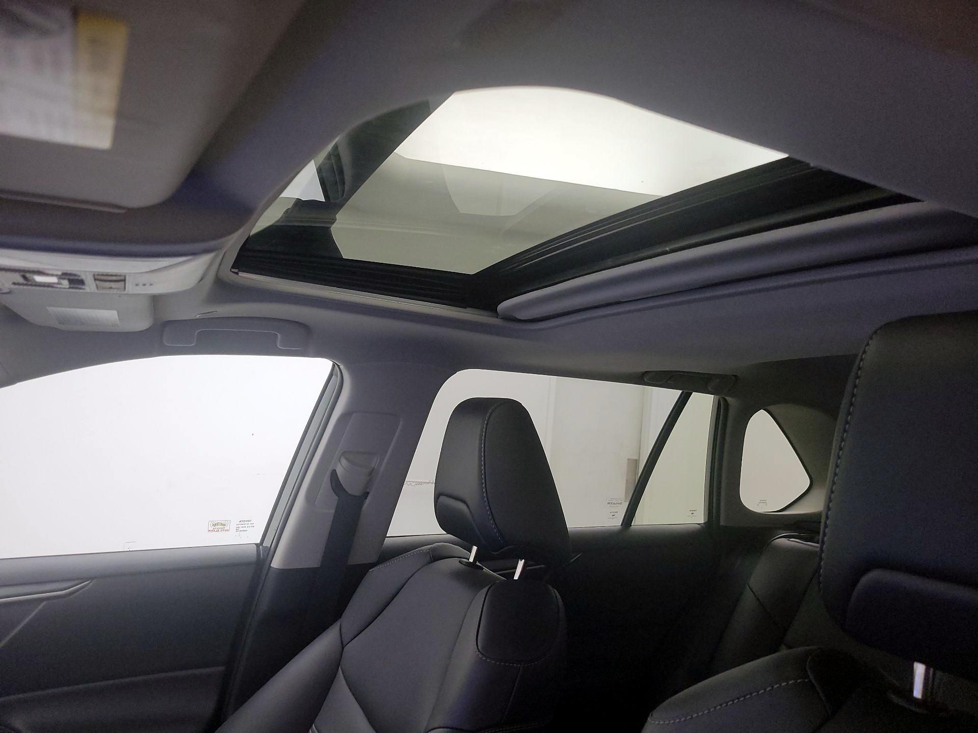 Thumbnail: 2025 Toyota RAV4 - 19