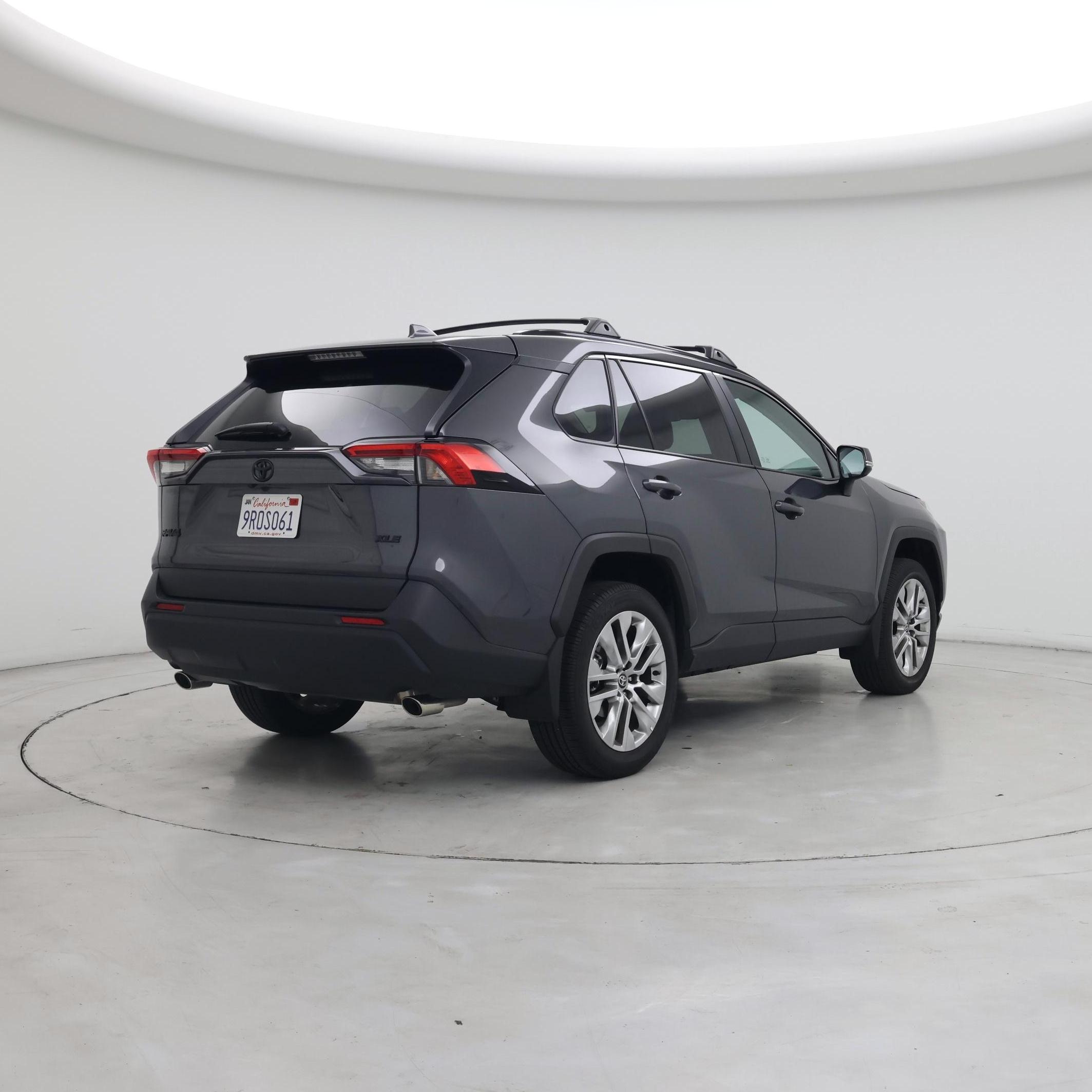 Thumbnail: 2025 Toyota RAV4 - 8