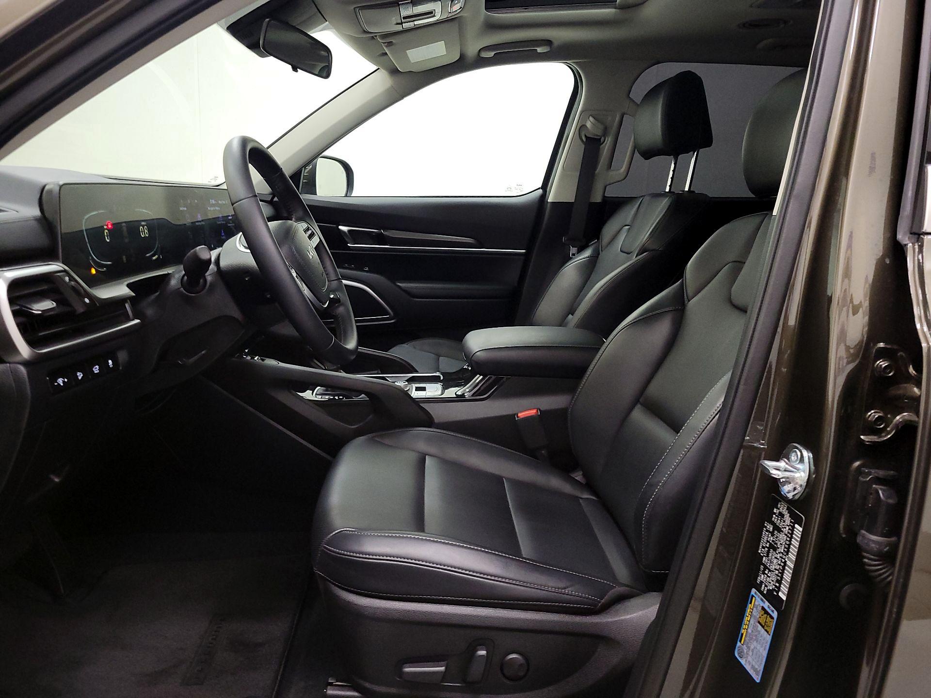 Thumbnail: 2025 Kia Telluride - 11