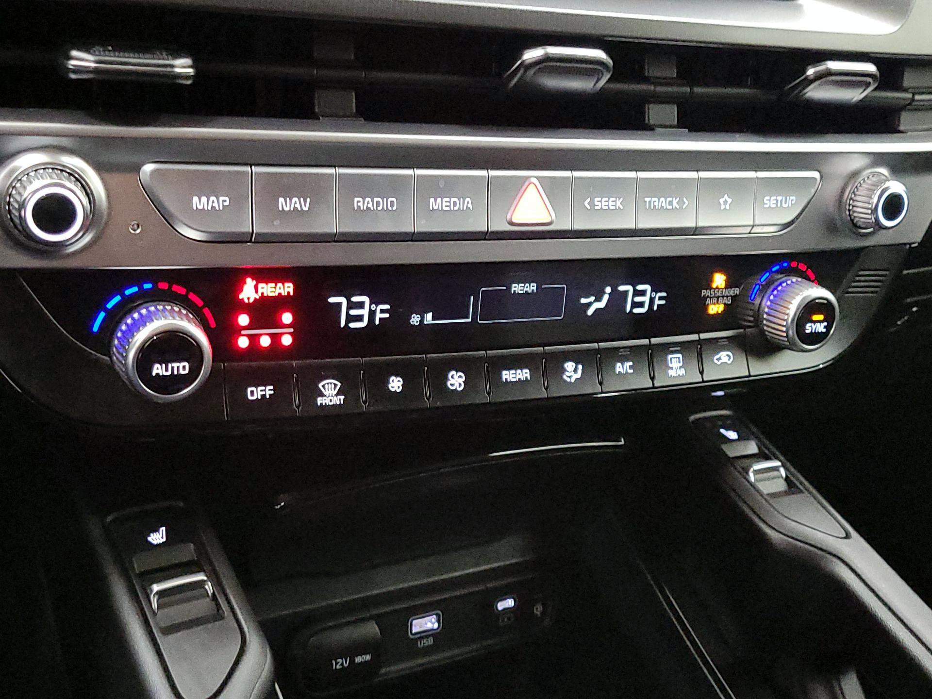 Thumbnail: 2025 Kia Telluride - 17