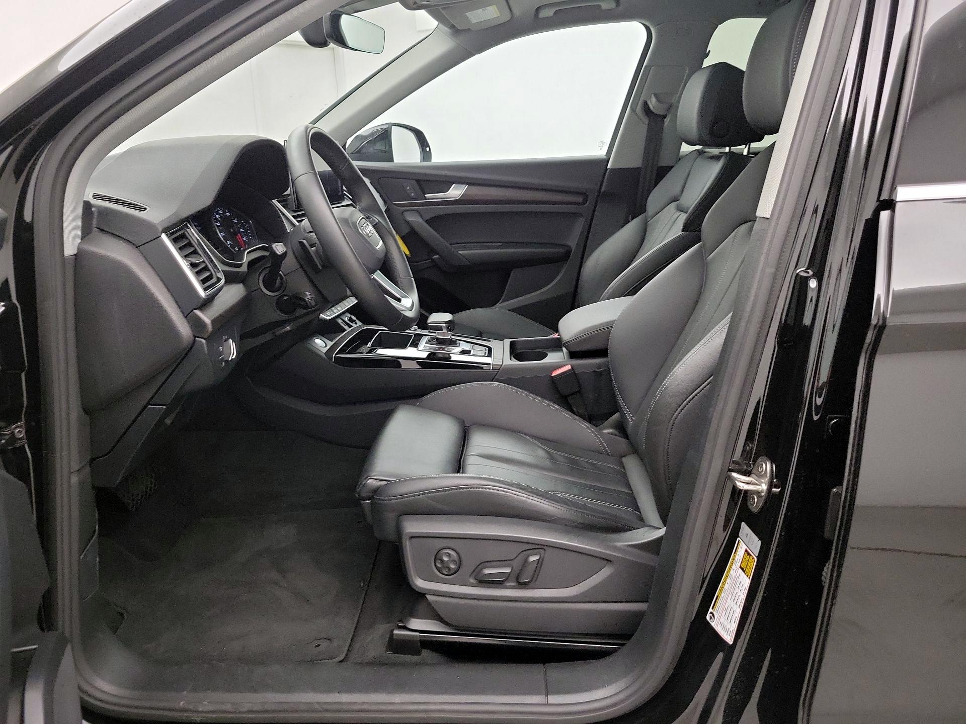 Thumbnail: 2024 Audi Q5 - 11