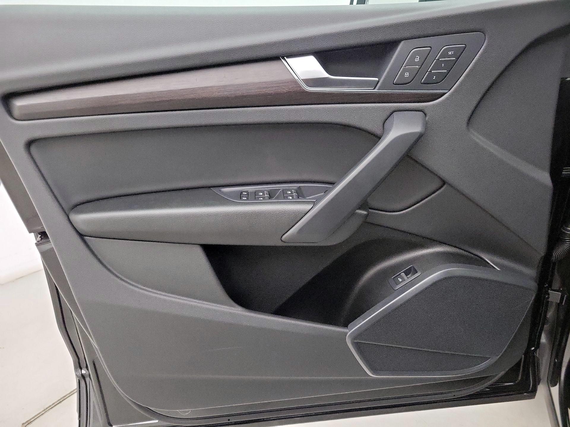 Thumbnail: 2024 Audi Q5 - 12