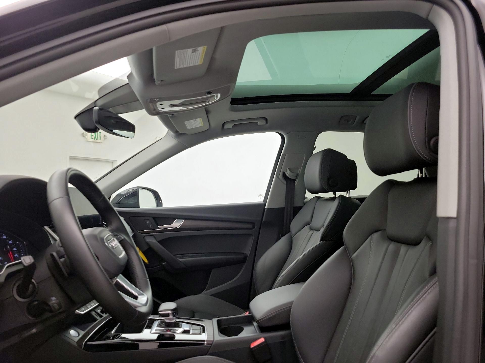 Thumbnail: 2024 Audi Q5 - 19