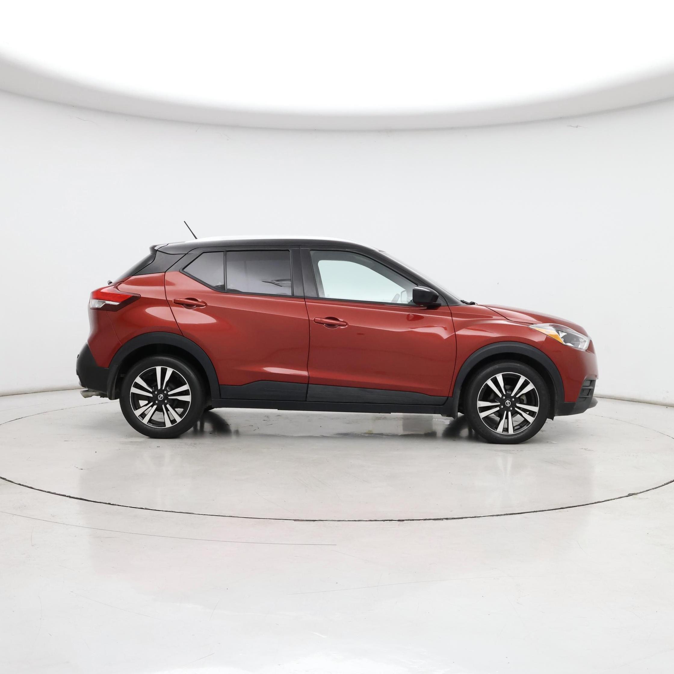 Thumbnail: 2020 Nissan Kicks - 7