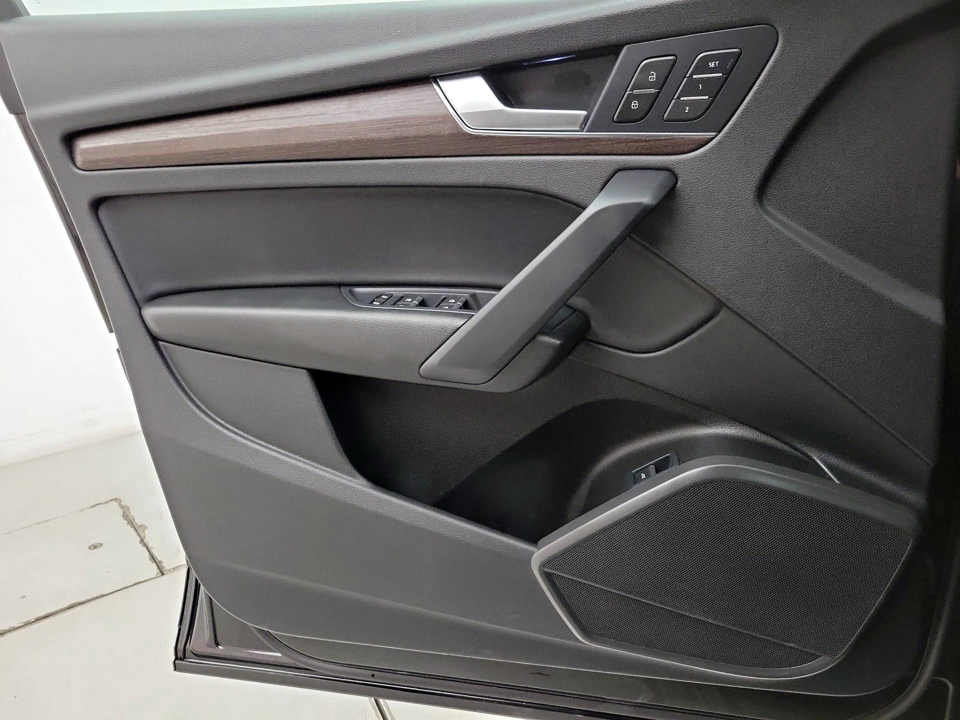 Thumbnail: 2024 Audi Q5 - 12