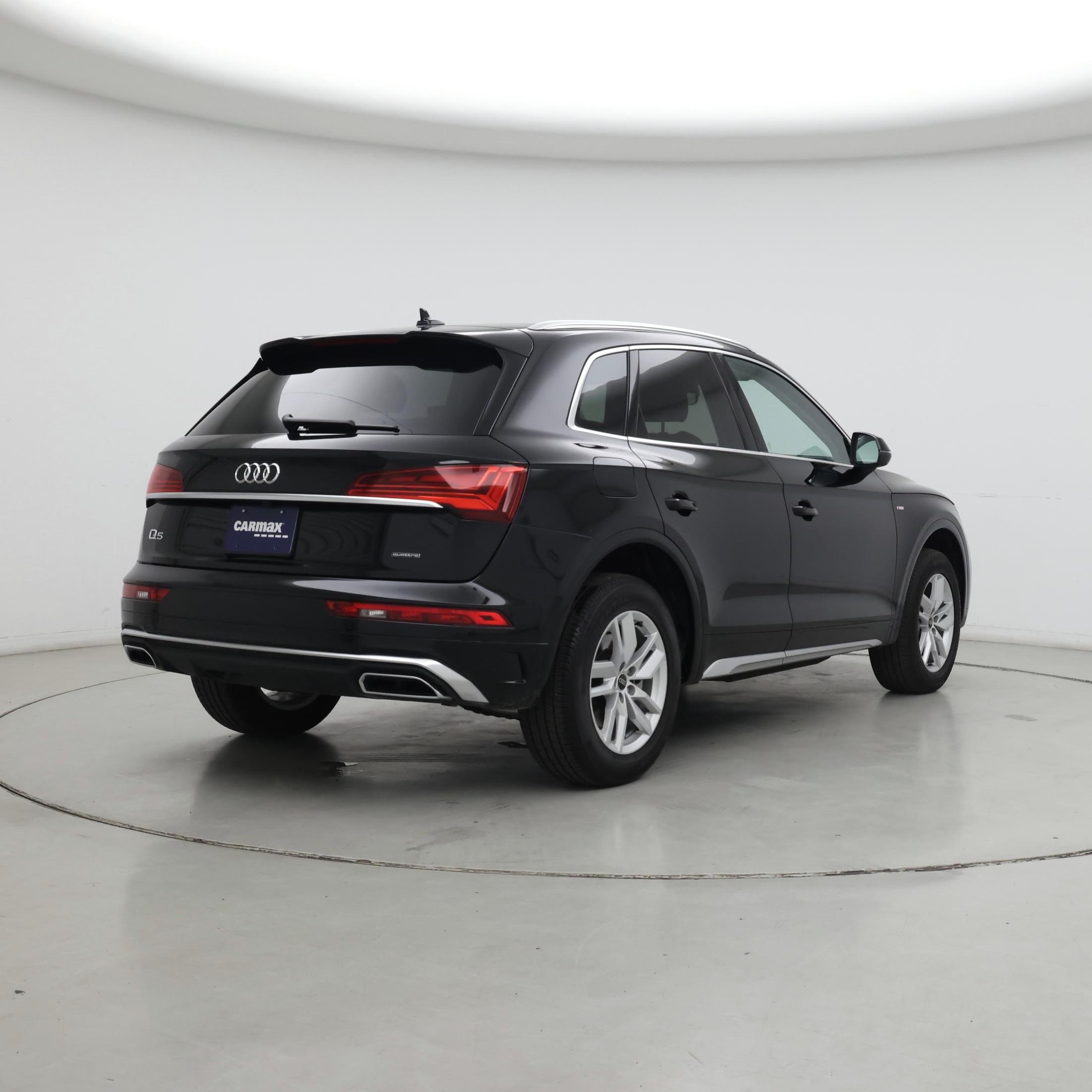 Thumbnail: 2024 Audi Q5 - 8